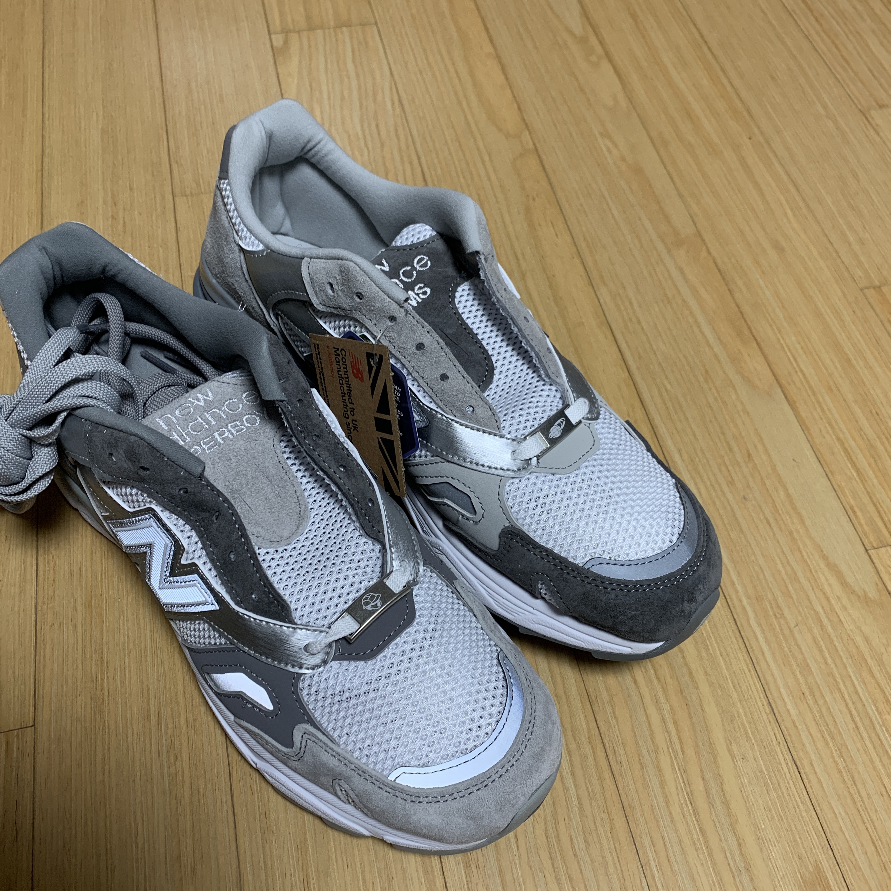 New Balance x Paperboy Paris x Beams 920 Made in UK Ice Boy 착용 스타일 - 2
