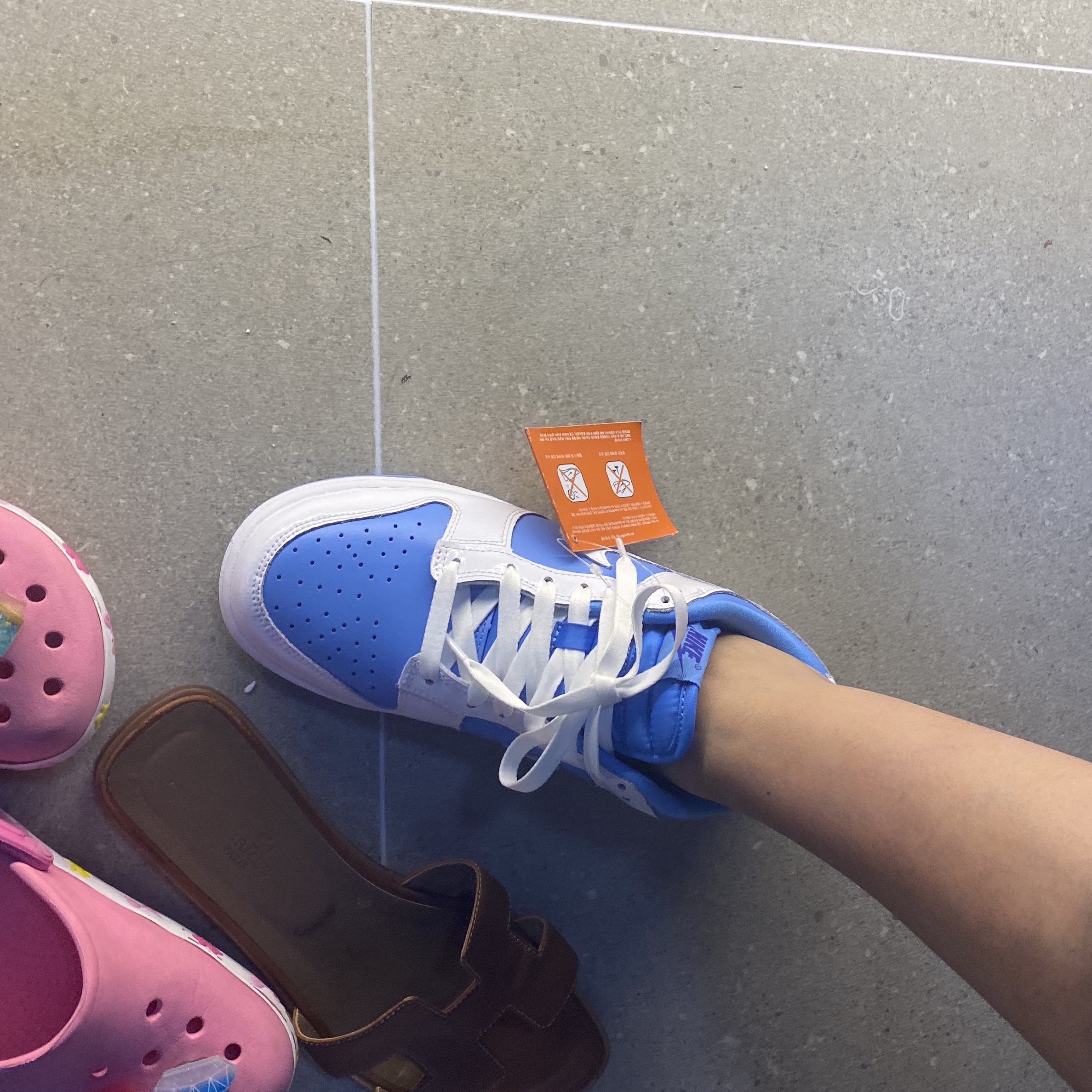 (W) Nike Dunk Low Essential University Blue 착용 스타일