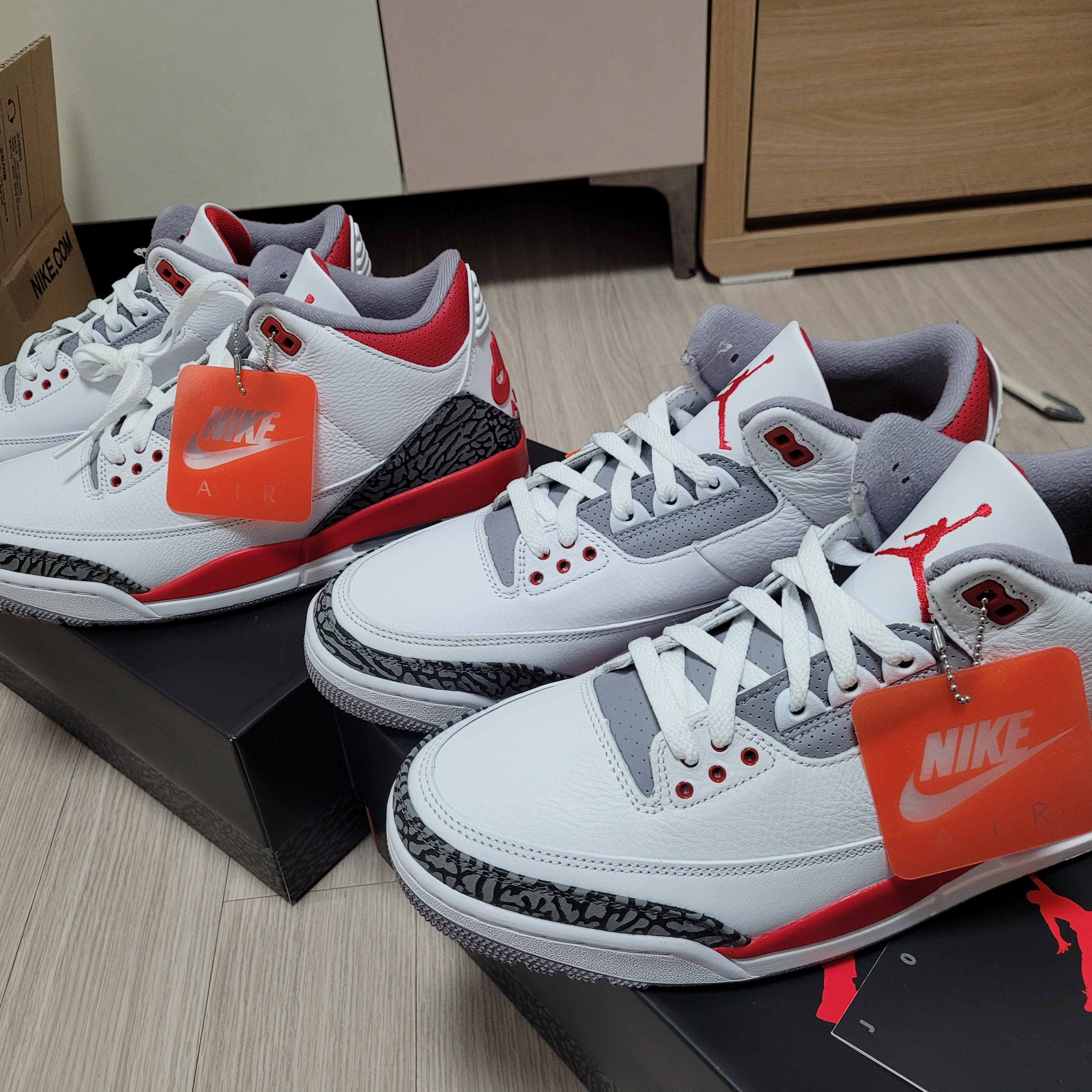 Jordan 3 Retro Fire Red 2022 착용 스타일 - 2