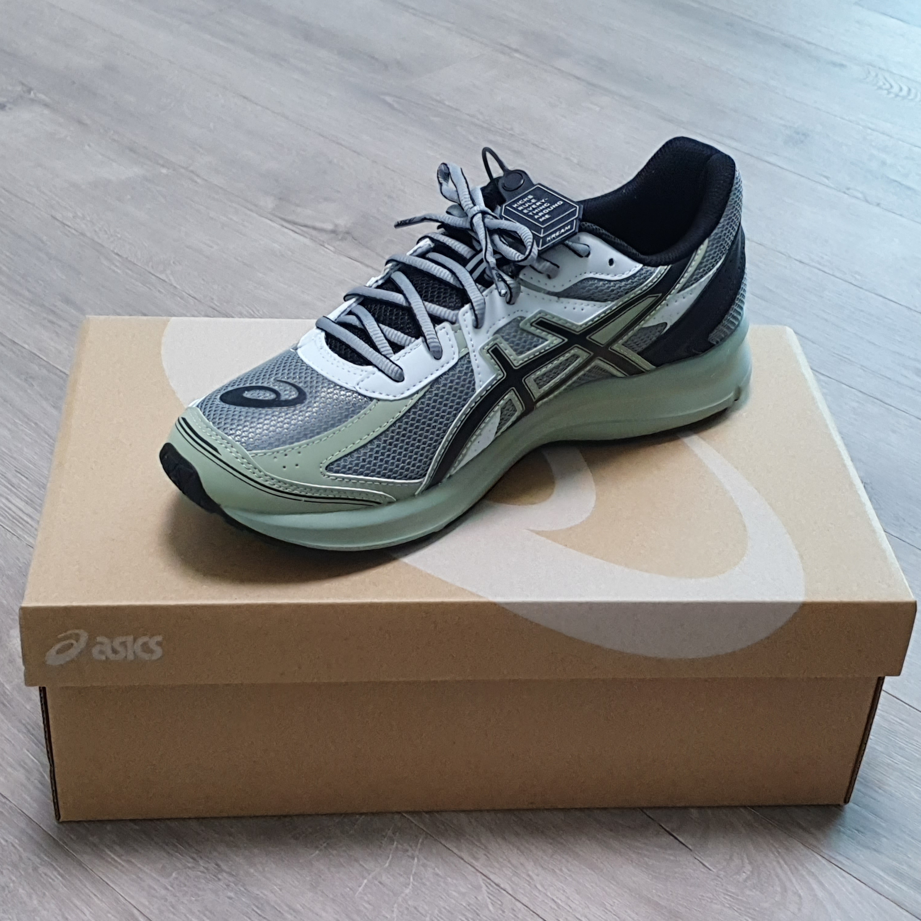 Asics Jog 100 S Sheet Rock - 2E Wide 착용 스타일
