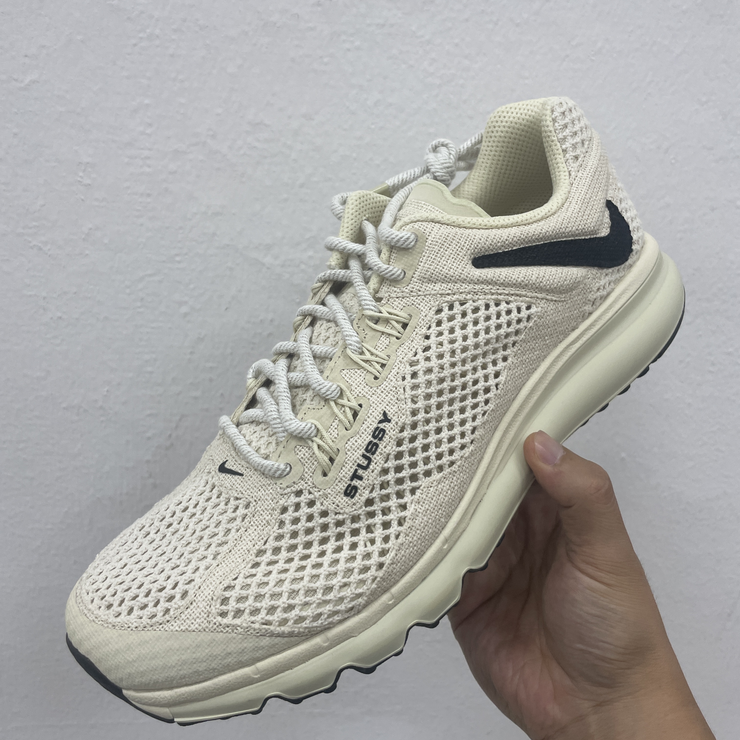Nike x Stussy Air Max 2013 Fossil 착용 스타일