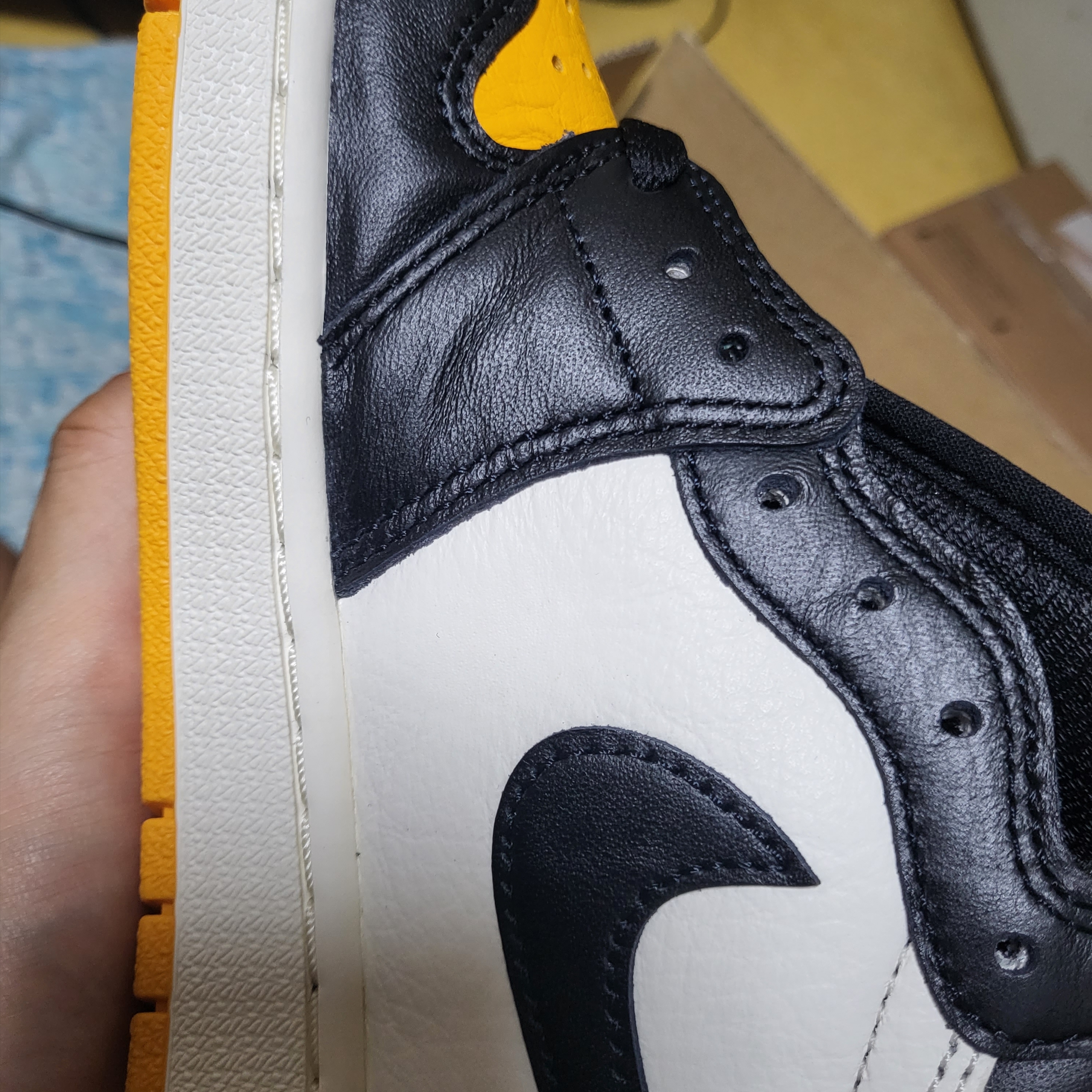 Jordan 1 Retro High OG Taxi 착용 스타일