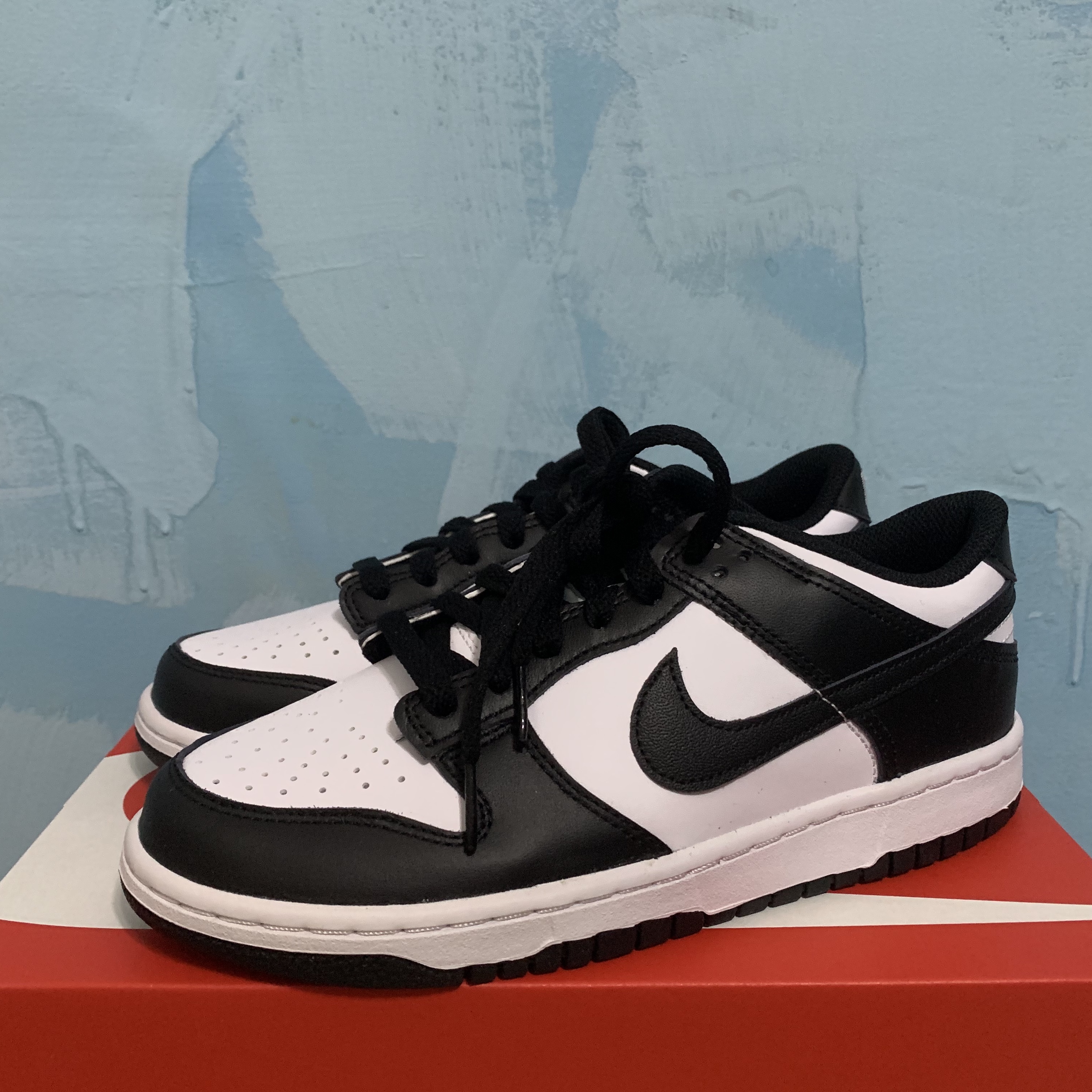(GS) Nike Dunk Low Black 착용 스타일