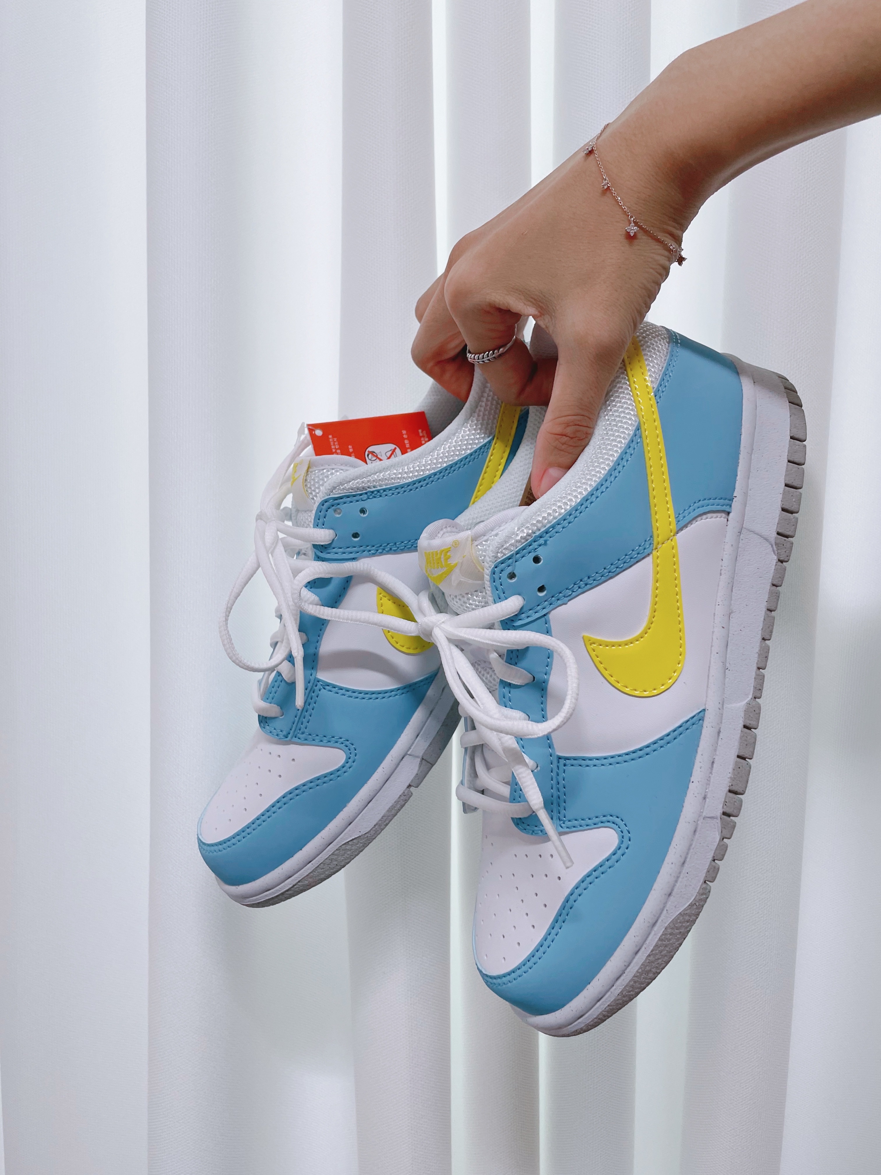 (GS) Nike Dunk Low Next Nature Blue Chill Yellow Strike 착용 스타일 - 1