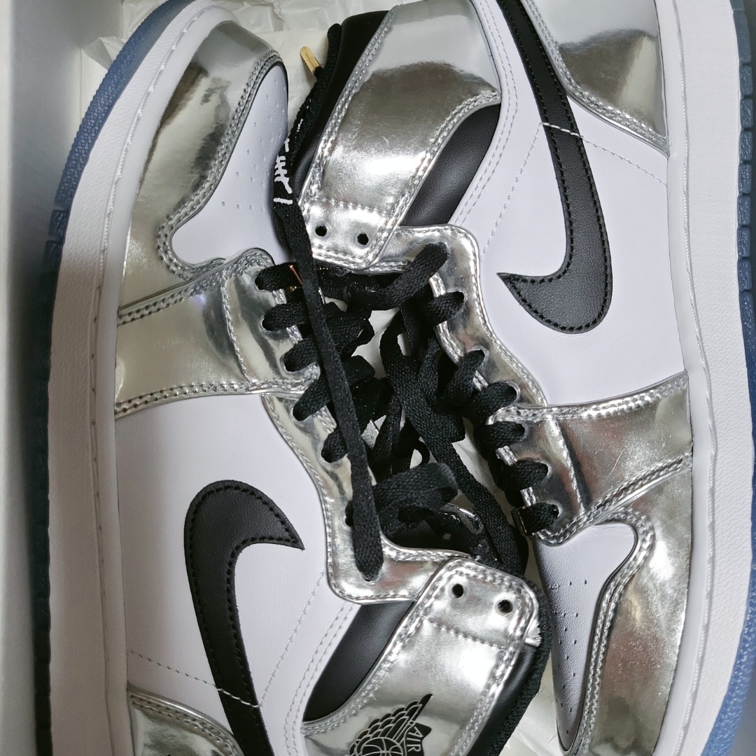 Jordan 1 Retro High Think 16 (Pass the Torch) 착용 스타일 - 3