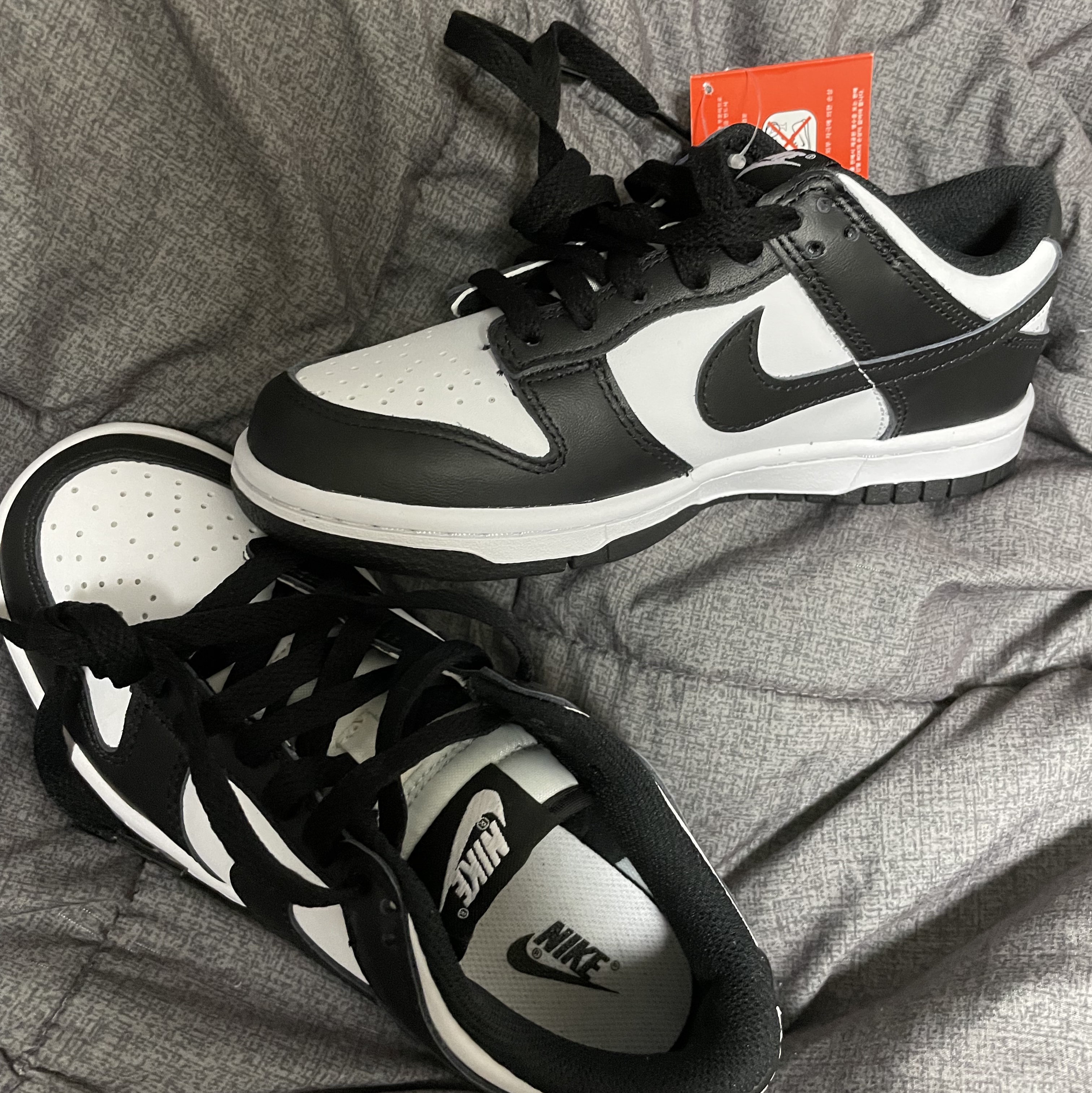 (GS) Nike Dunk Low Black 착용 스타일