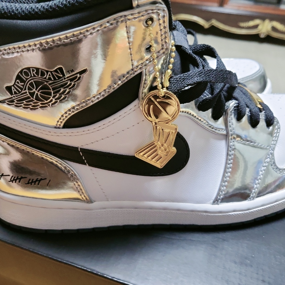 Jordan 1 Retro High Think 16 (Pass the Torch) 착용 스타일 - 2