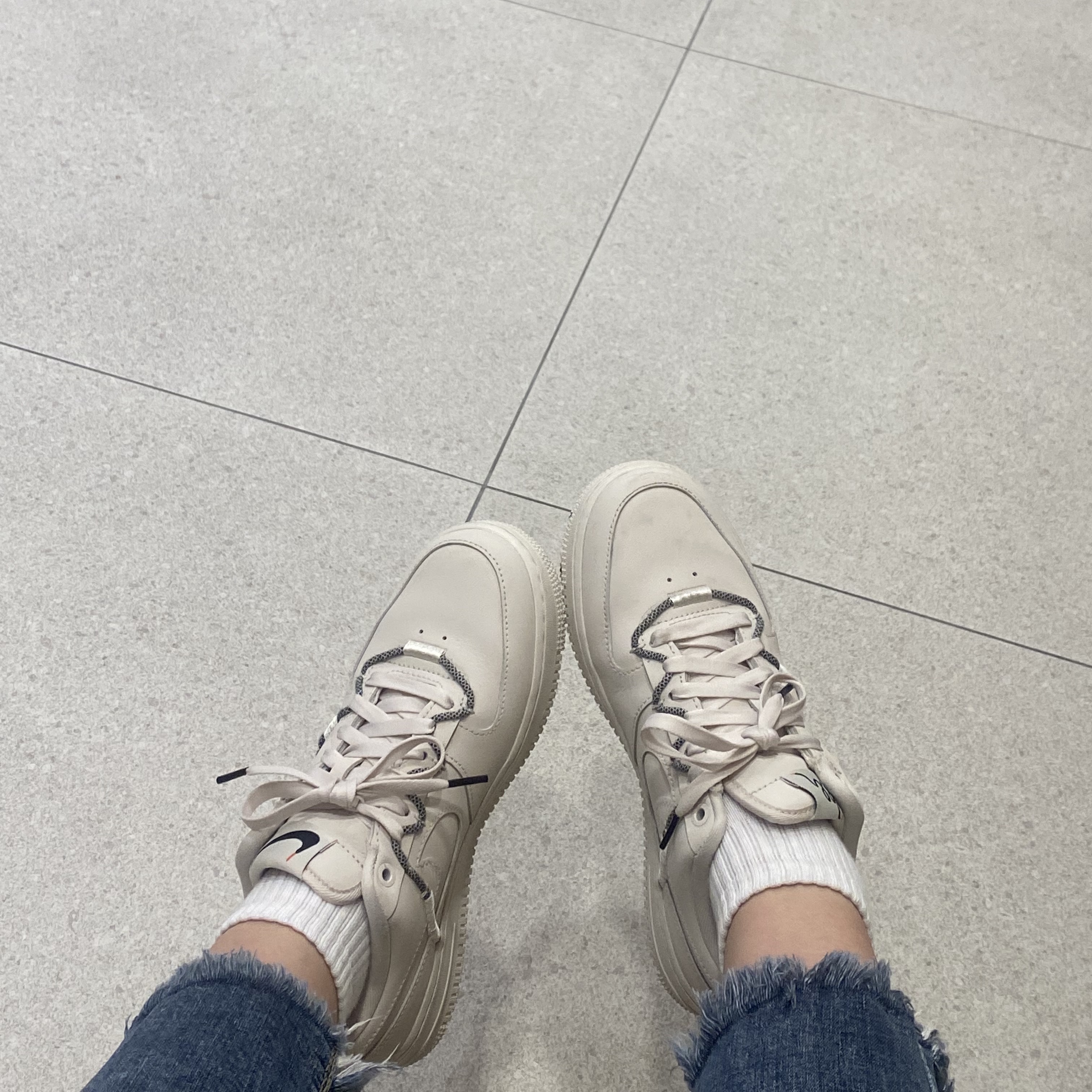 (W) Nike Air Force 1 '07 LX Light Orewood Brown 착용 스타일