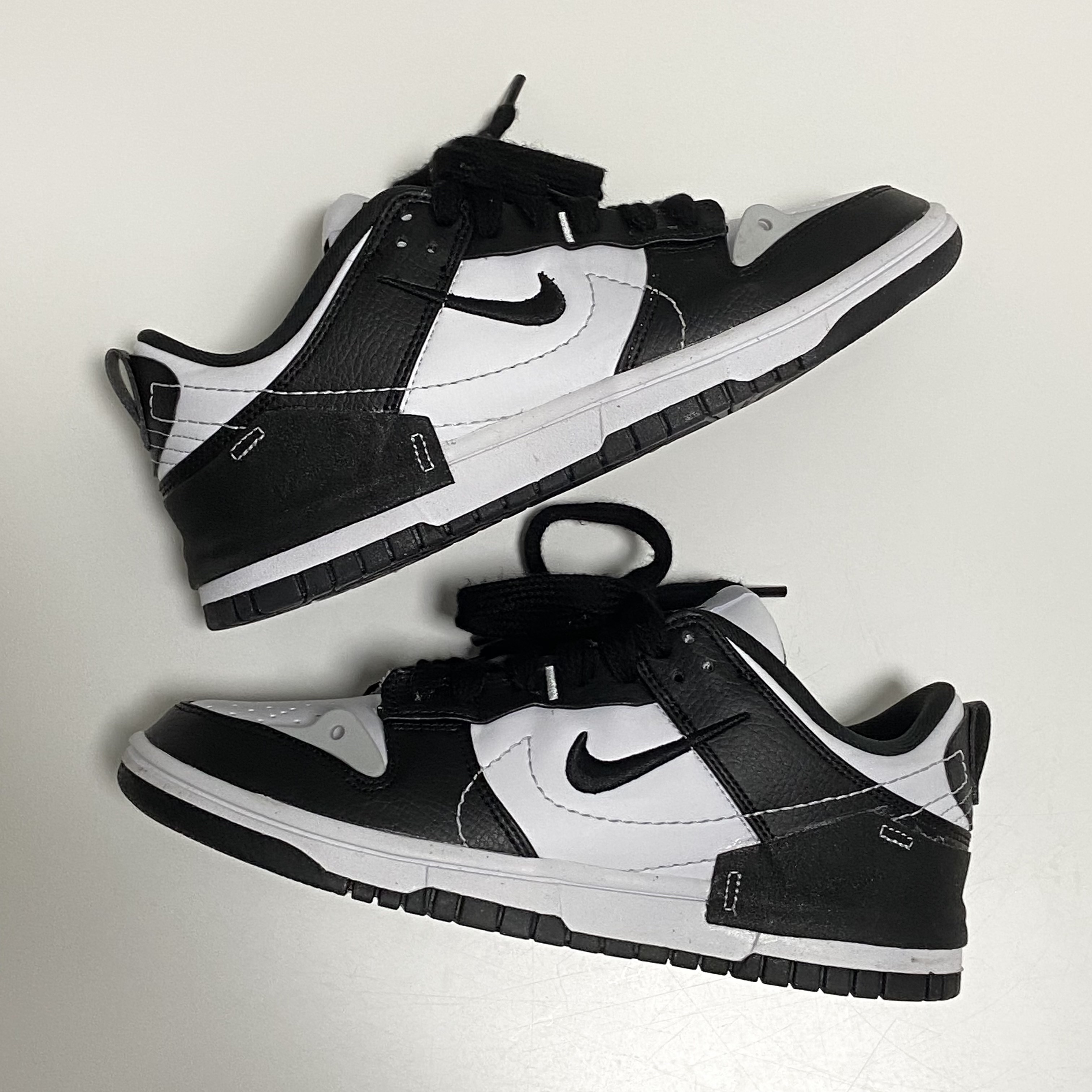 (W) Nike Dunk Low Disrupt 2 Black White 착용 스타일 - 1