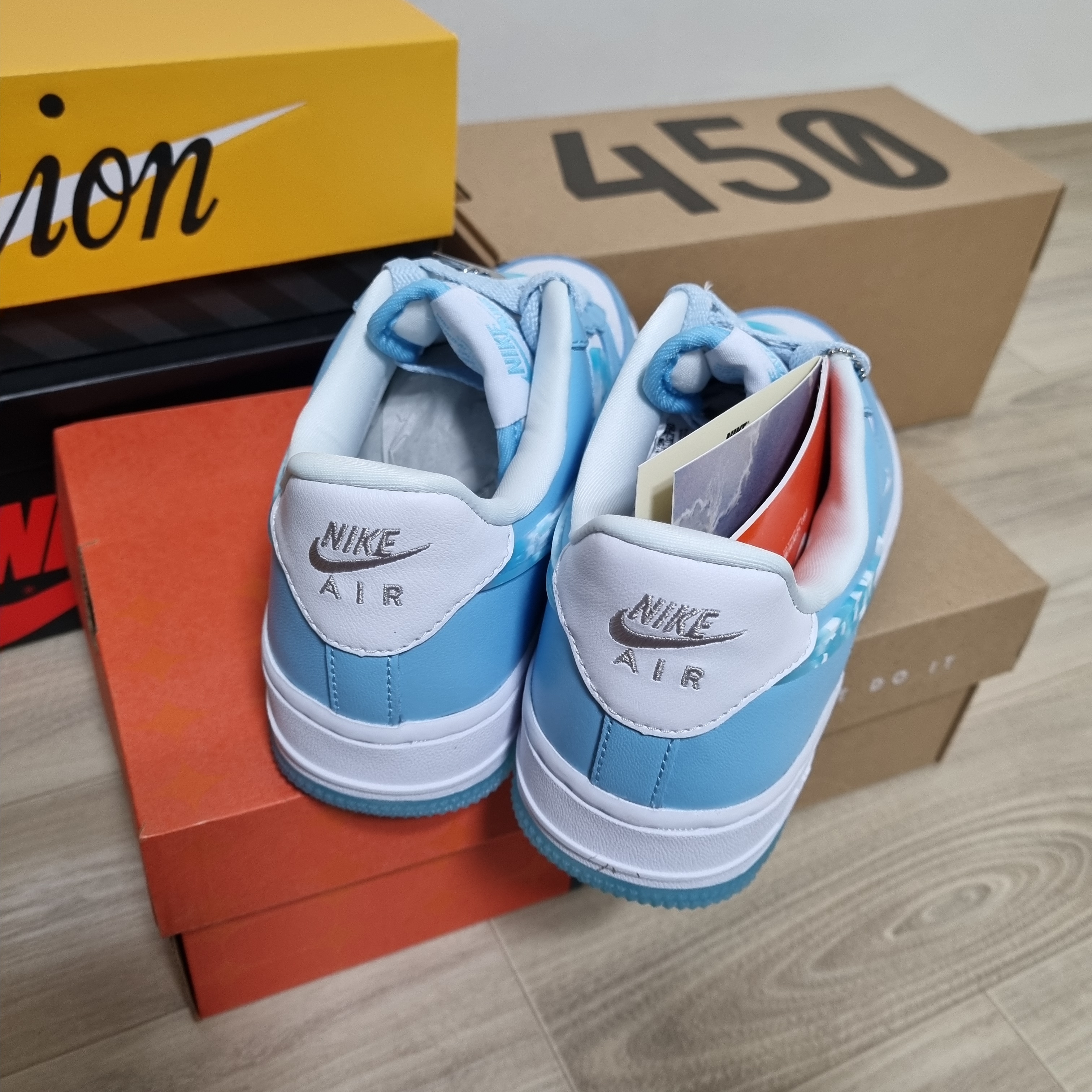 (W) Nike Air Force 1 '07 LX Celestine Blue 착용 스타일 - 3