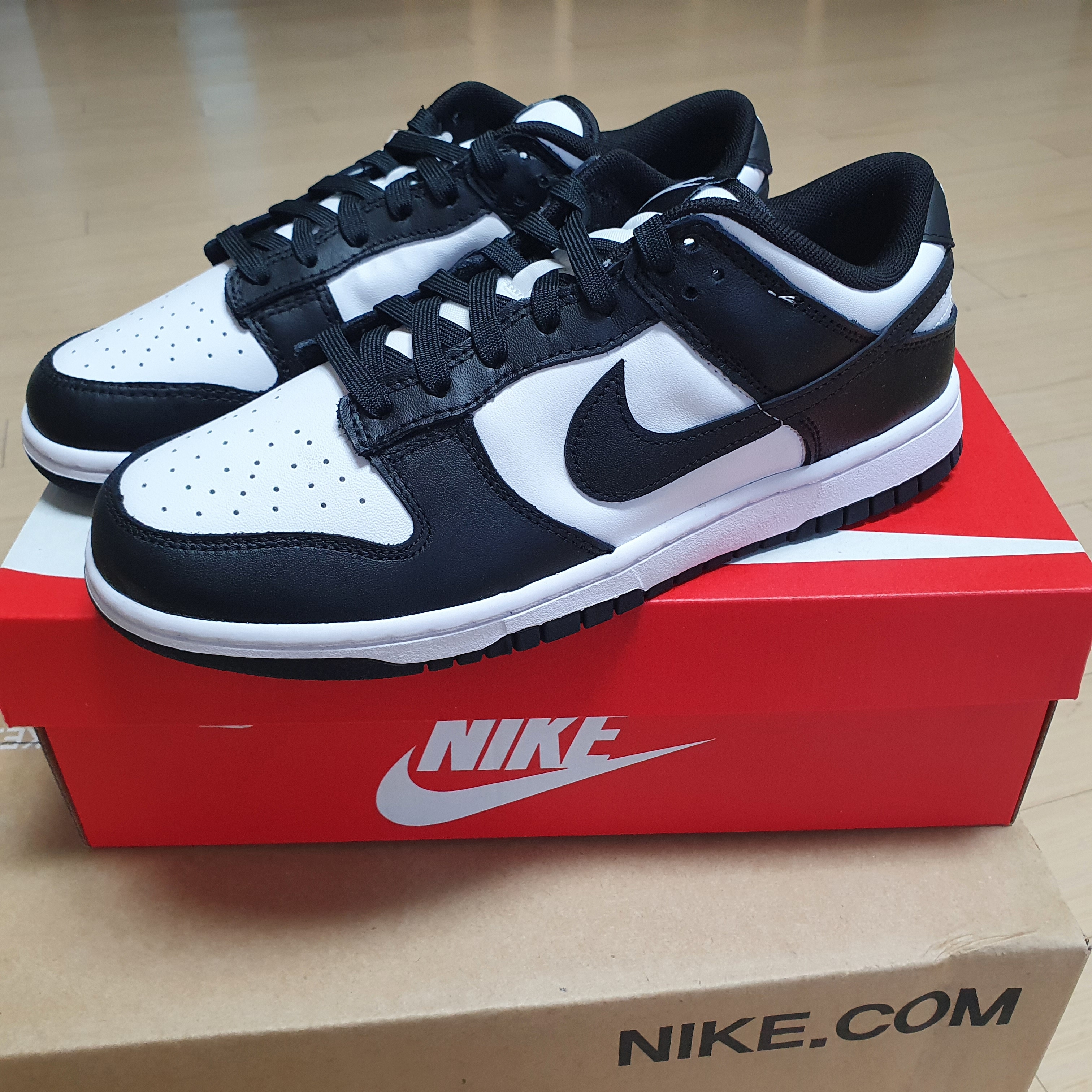 Nike Dunk Low Retro Black 착용 스타일