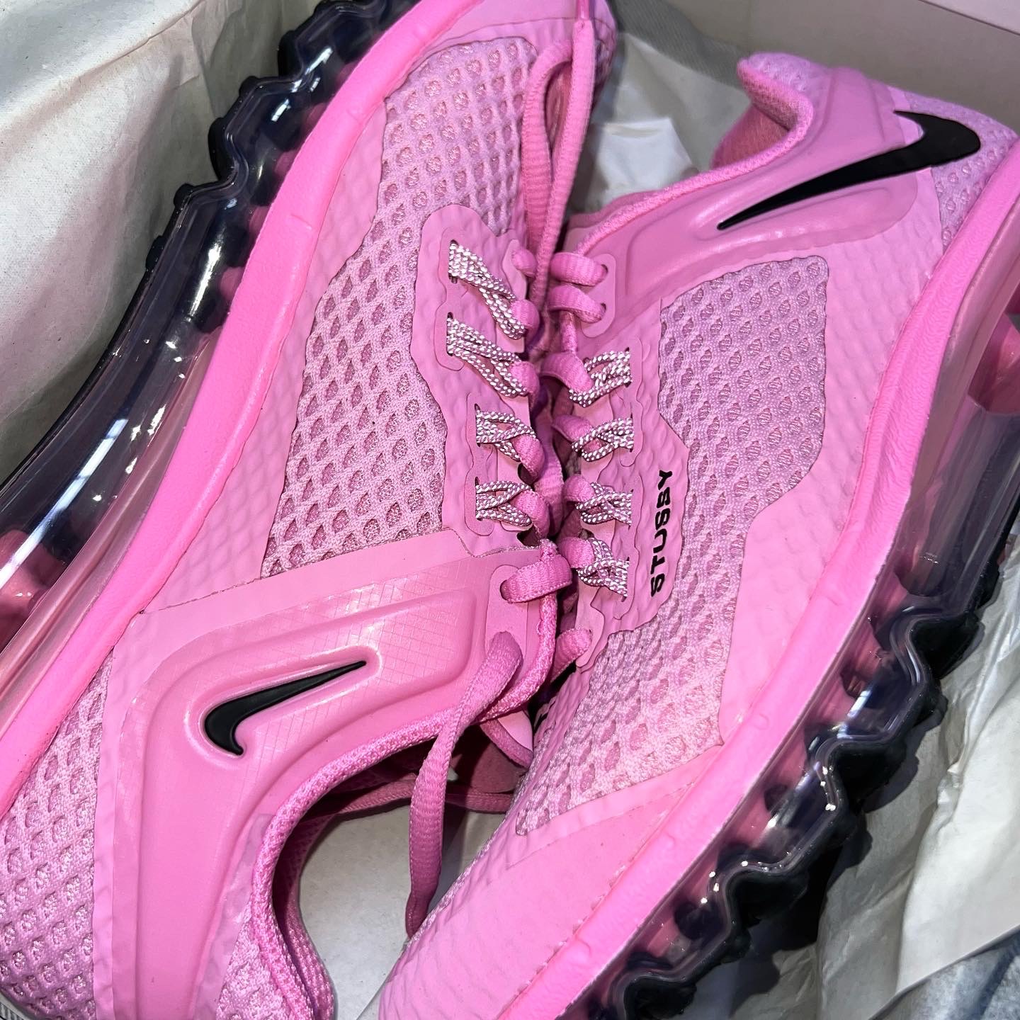 Nike x Stussy Air Max 2013 Psychic Pink 착용 스타일