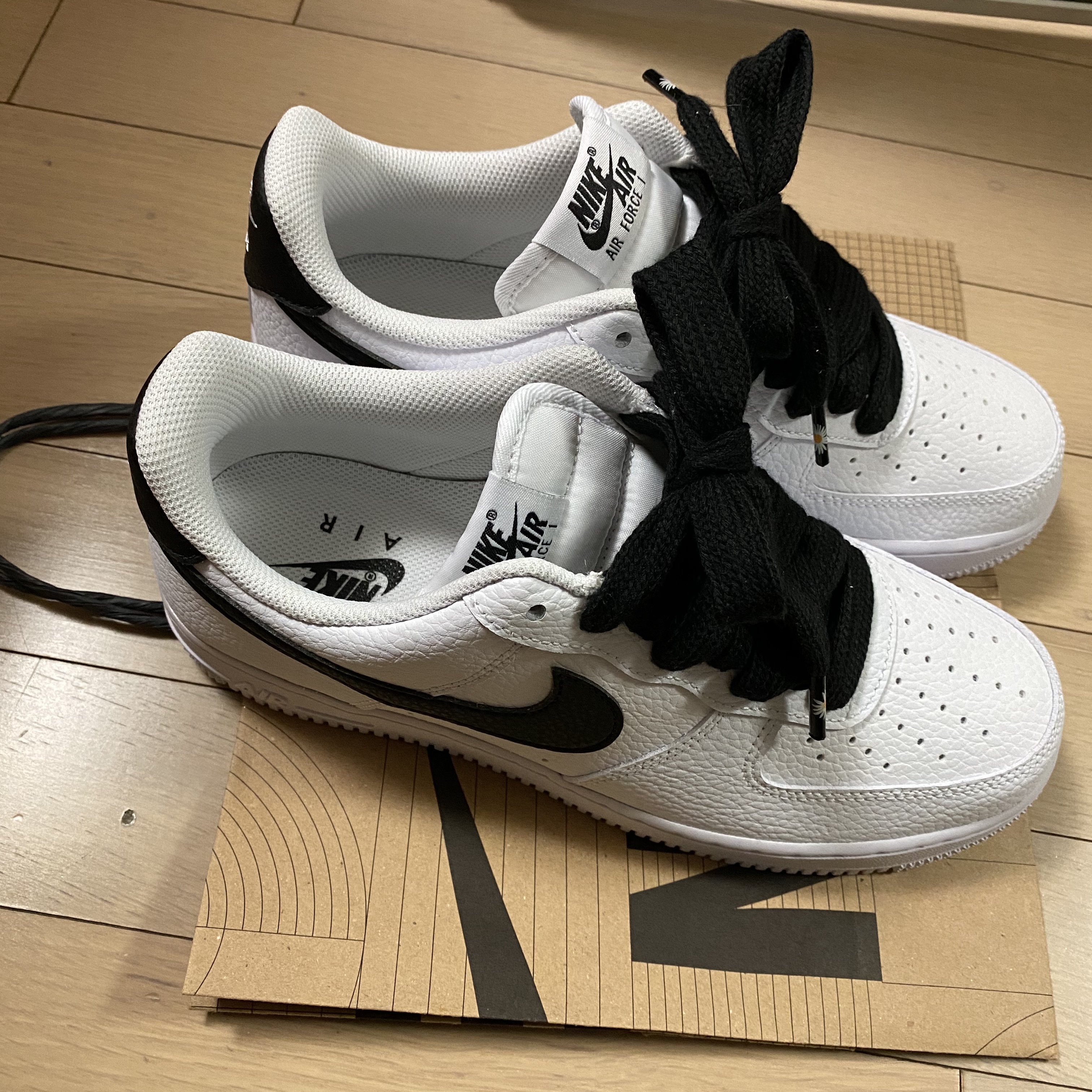 Nike Air Force 1 '07 White Black 착용 스타일