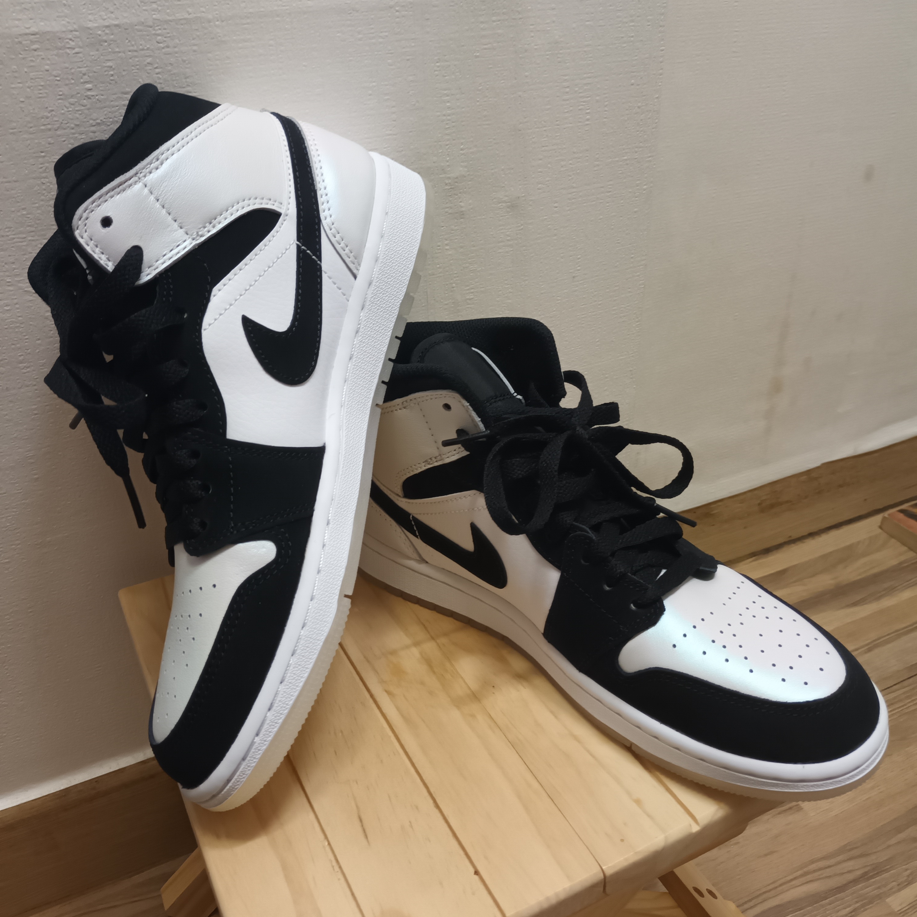 Jordan 1 Mid SE Diamond 착용 스타일 - 2
