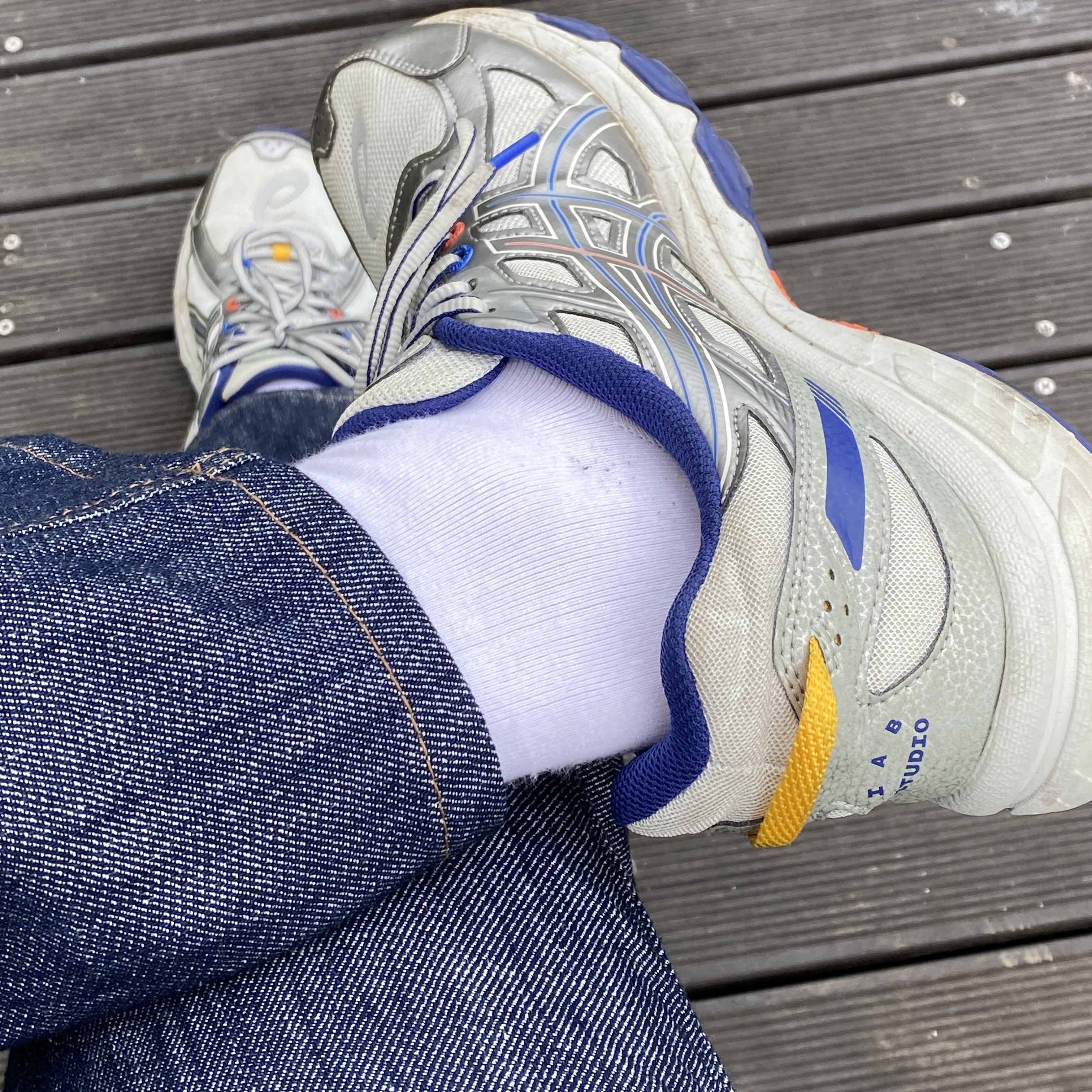 Asics x IAB Studio Gel-Venture 6 착용 스타일