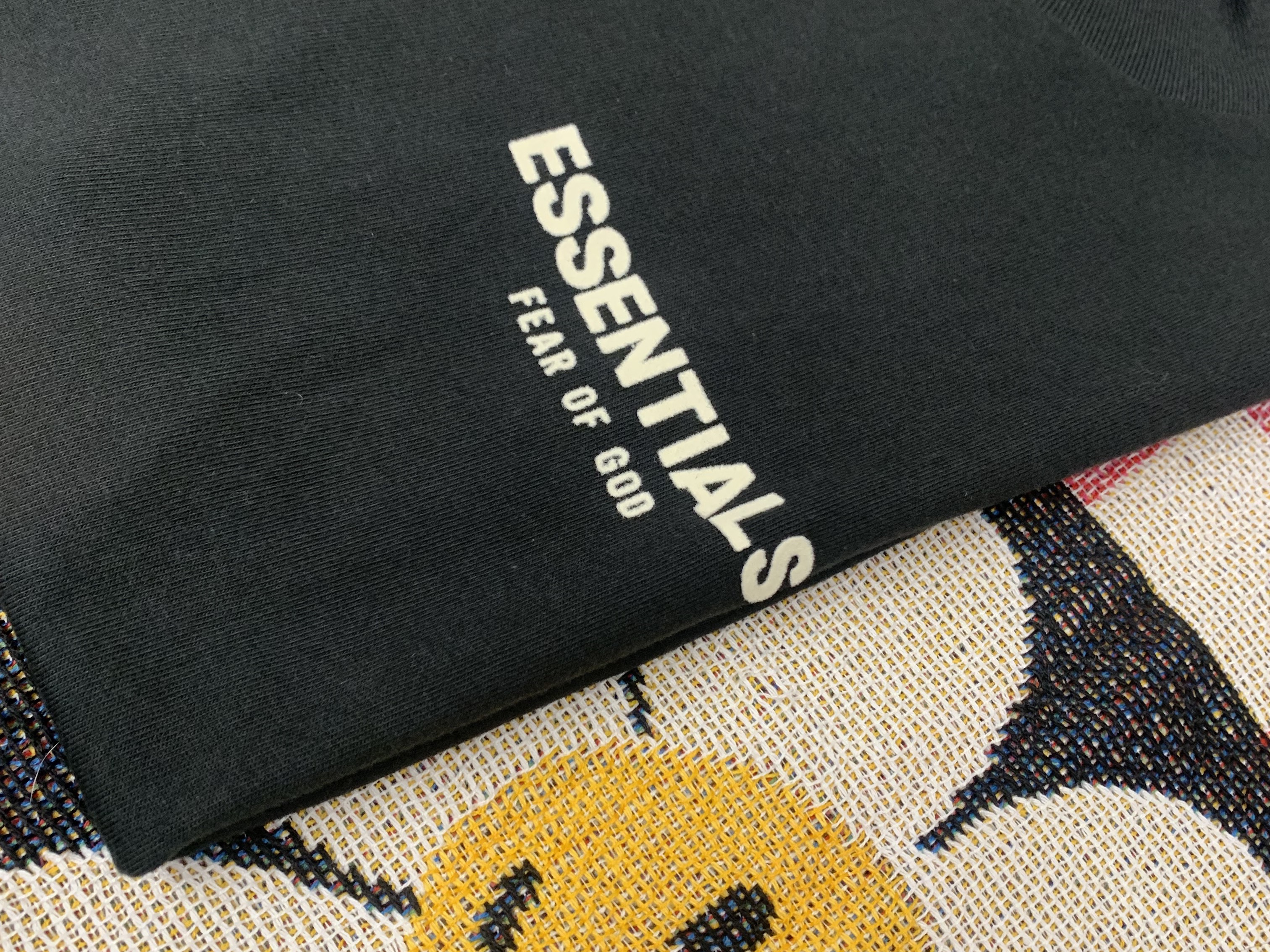 Essentials The Core Collection T-Shirt Light Oatmeal, Essentials Jersey T-Shirt Concrete - Ssense Exclusive 착용 스타일 - 1