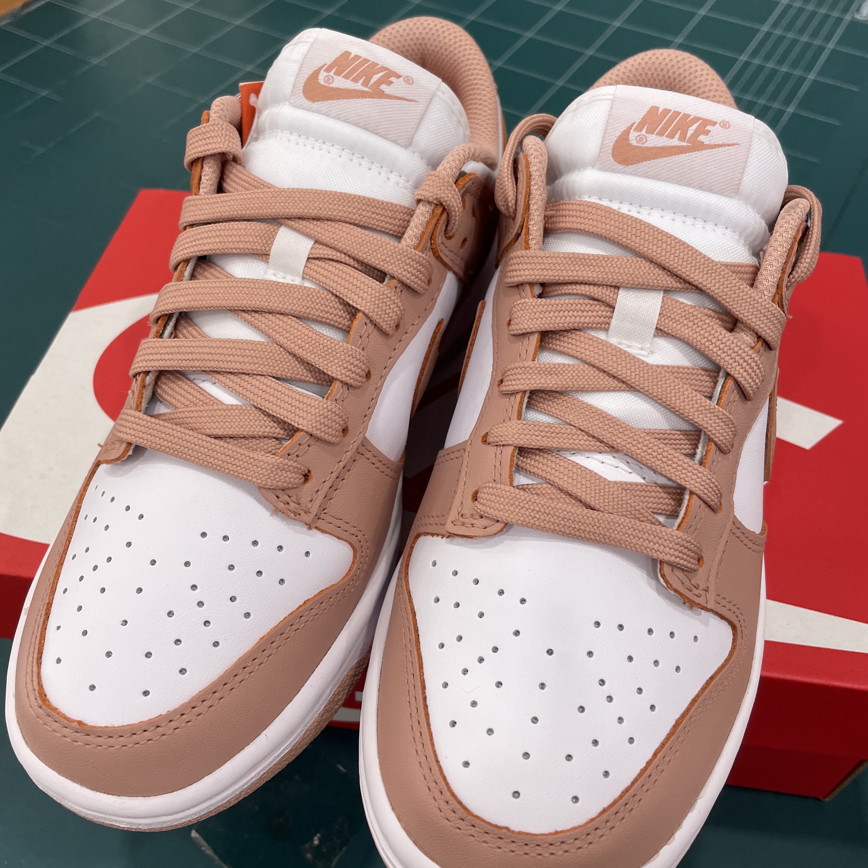 (W) Nike Dunk Low Rose Whisper 착용 스타일
