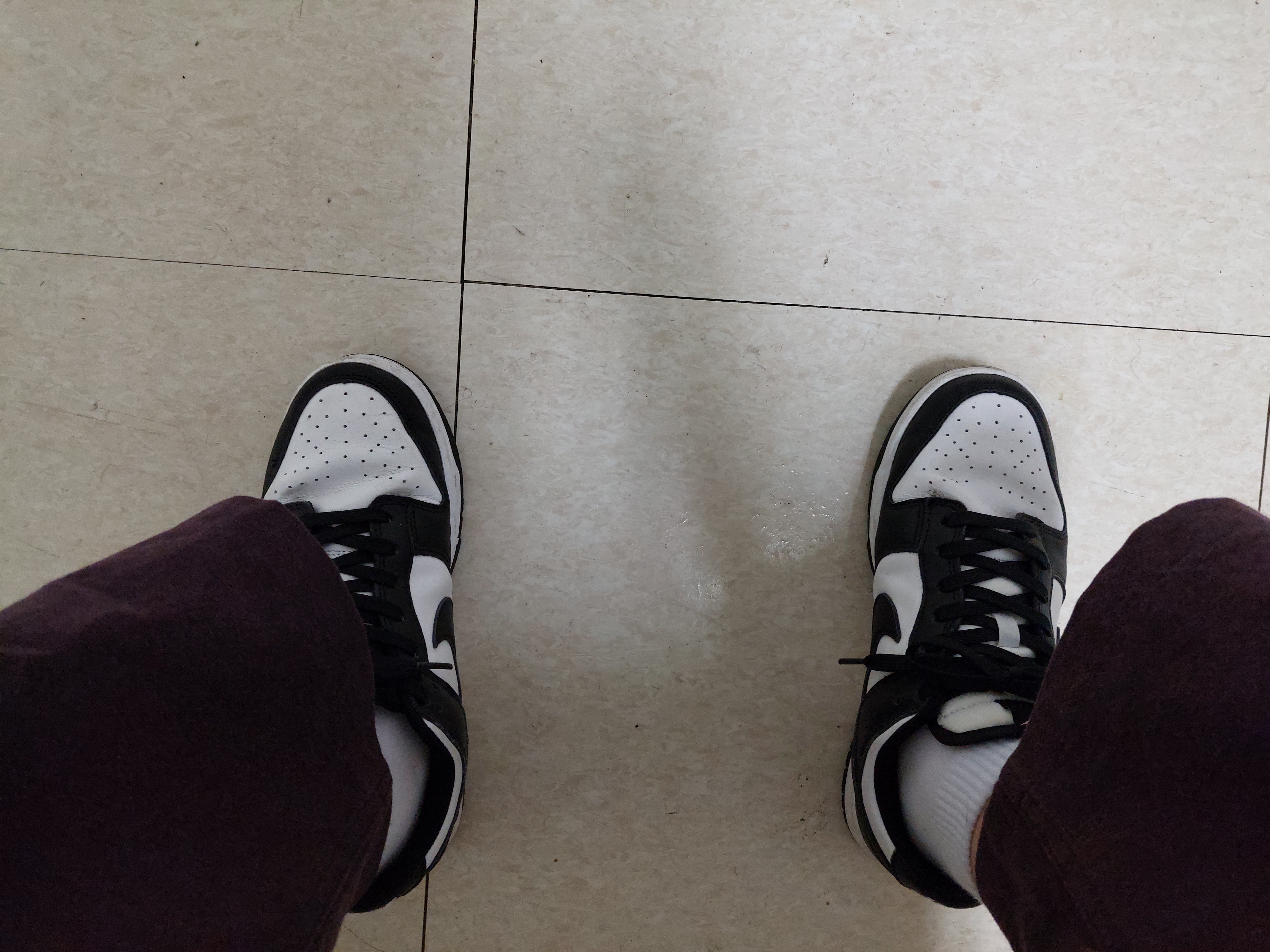 Nike Dunk Low Retro Black 착용 스타일