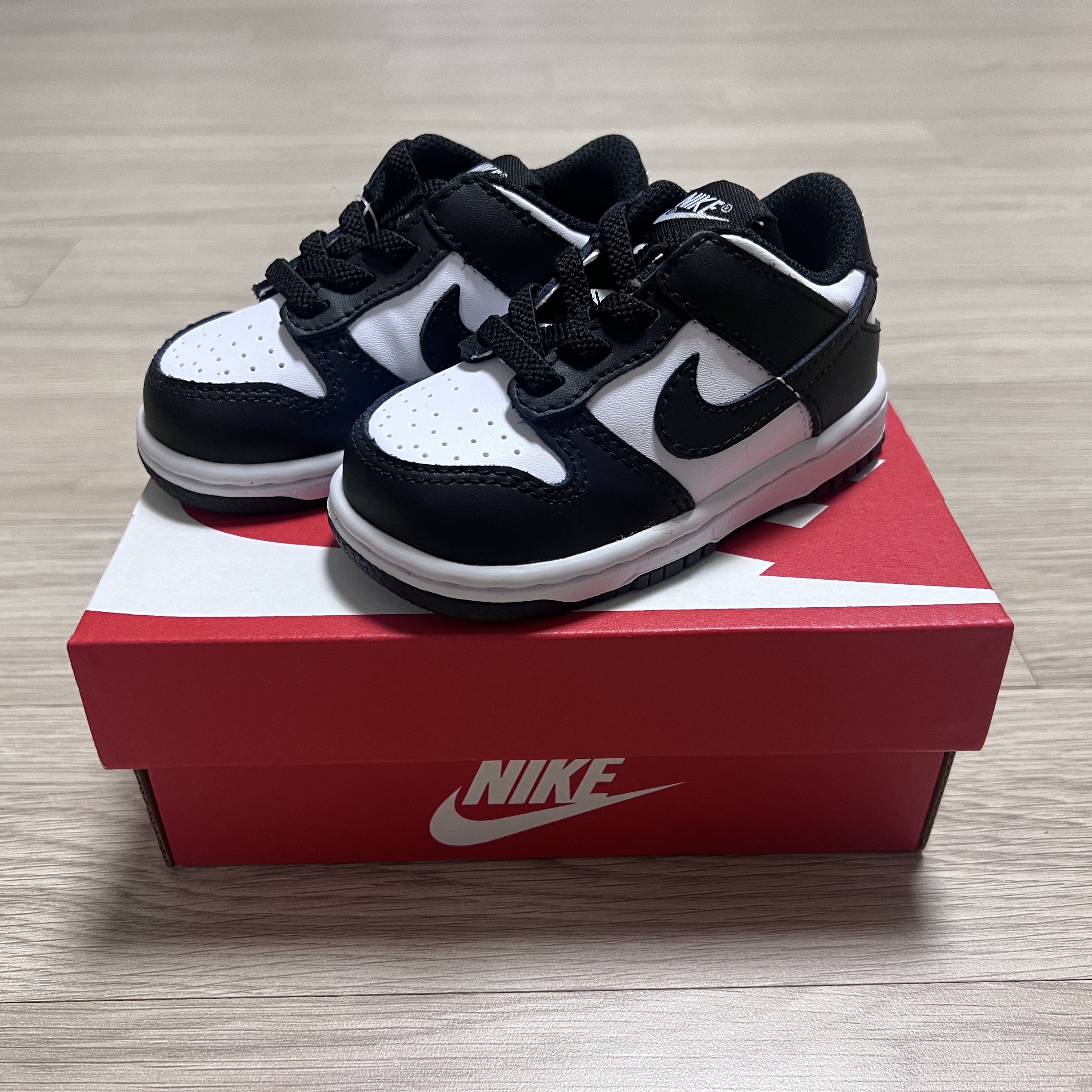 (TD) Nike Dunk Low Black 착용 스타일