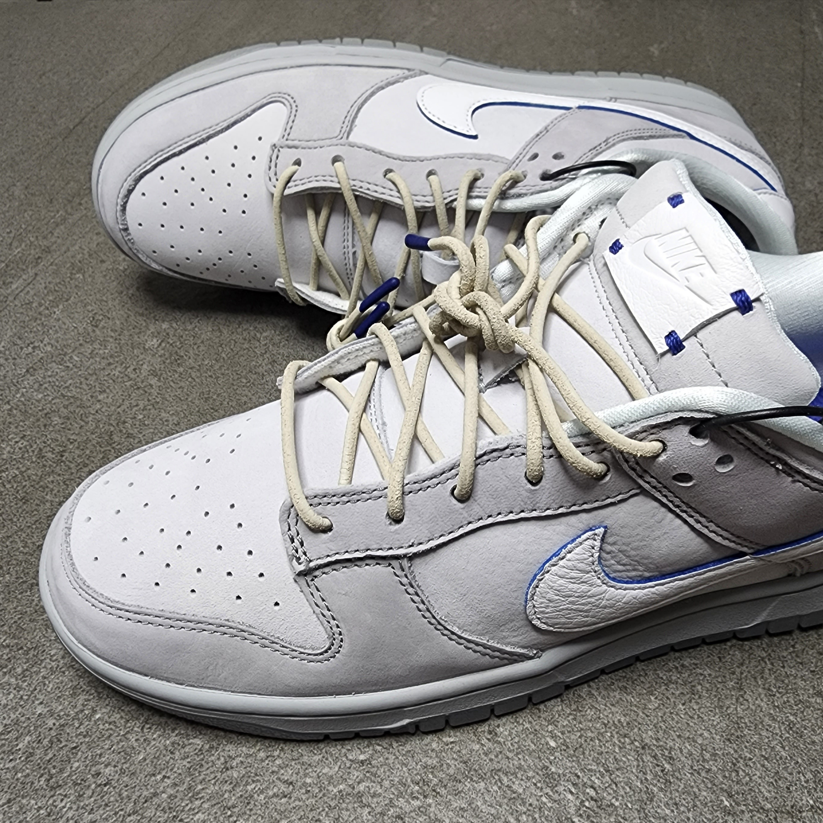 Nike Dunk Low Wolf Grey and Pure Platinum 착용 스타일 - 2