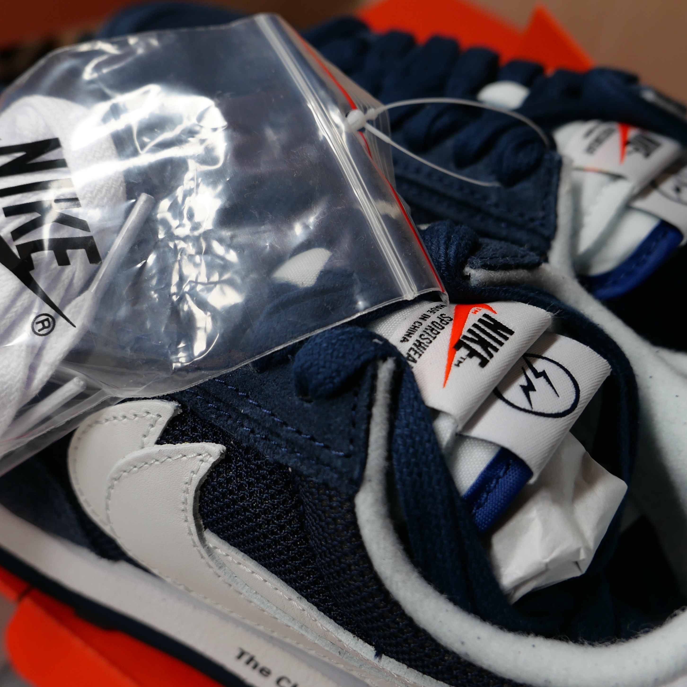 Nike x Sacai x Fragment LDWaffle Blackened Blue 착용 스타일 - 4