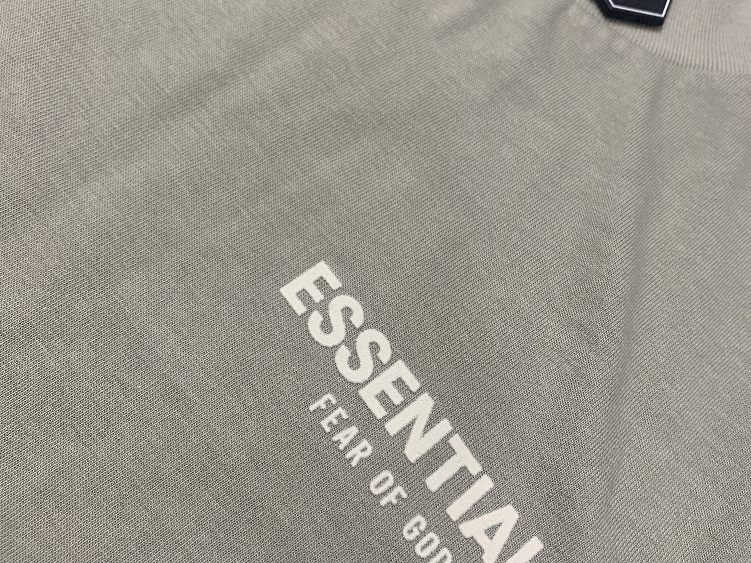 Essentials The Core Collection T-Shirt Light Oatmeal, Essentials Jersey T-Shirt Concrete - Ssense Exclusive 착용 스타일 - 2