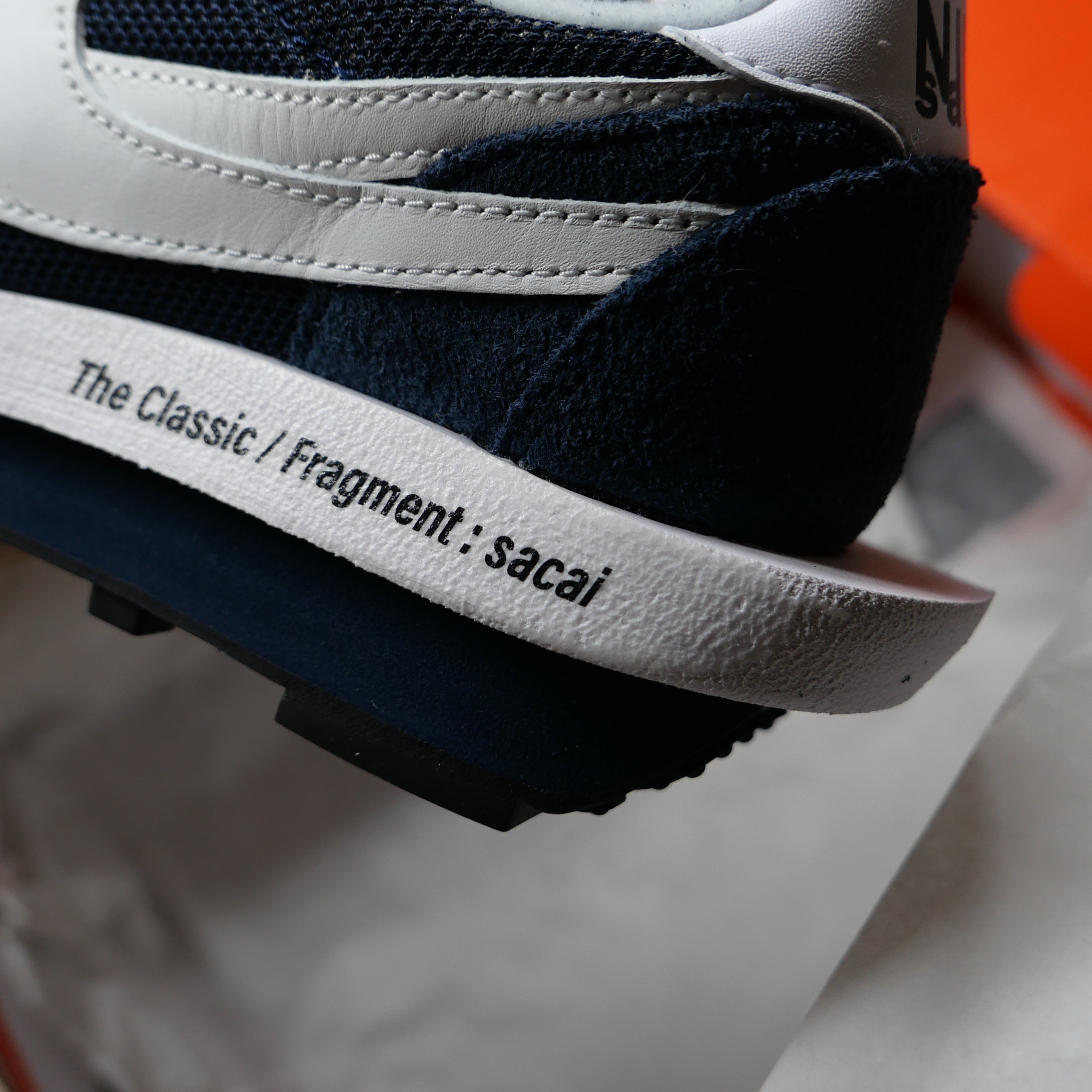 Nike x Sacai x Fragment LDWaffle Blackened Blue 착용 스타일 - 2
