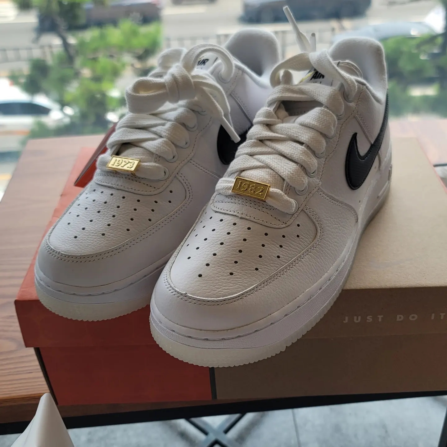 Nike Air Force 1 '07 PRM Bronx Origins 착용 스타일