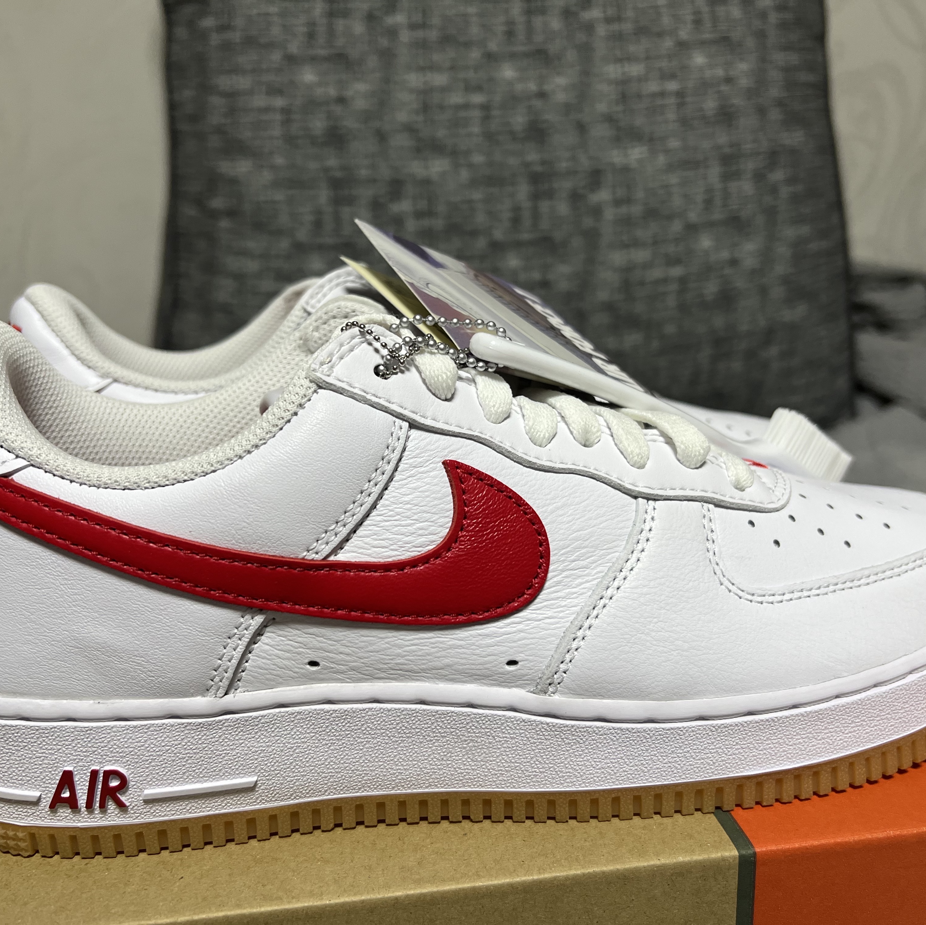 Nike Air Force 1 Low Retro Color of the Month University Red 착용 스타일 - 3