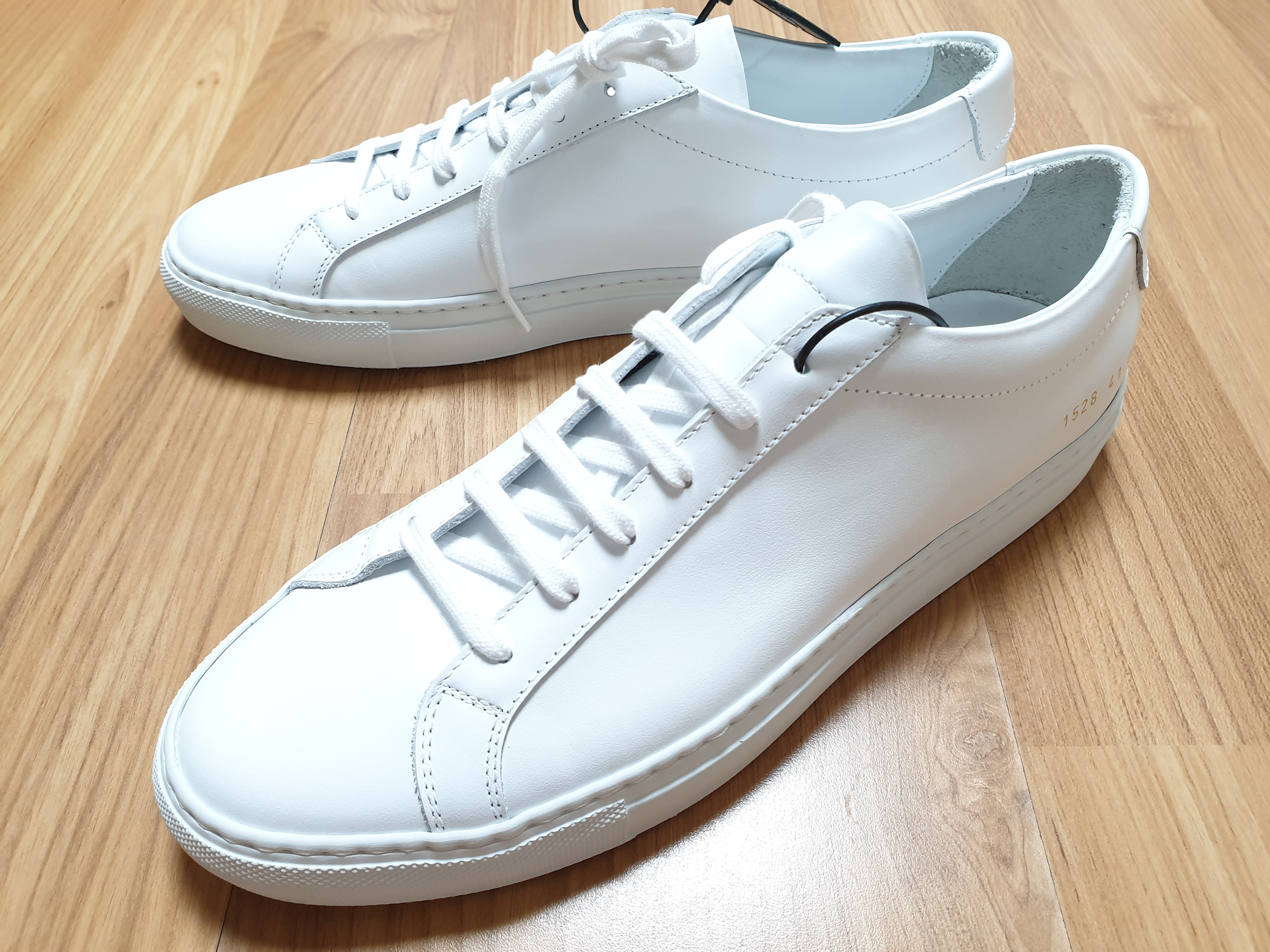Common Projects Original Achilles Low White 착용 스타일 - 3