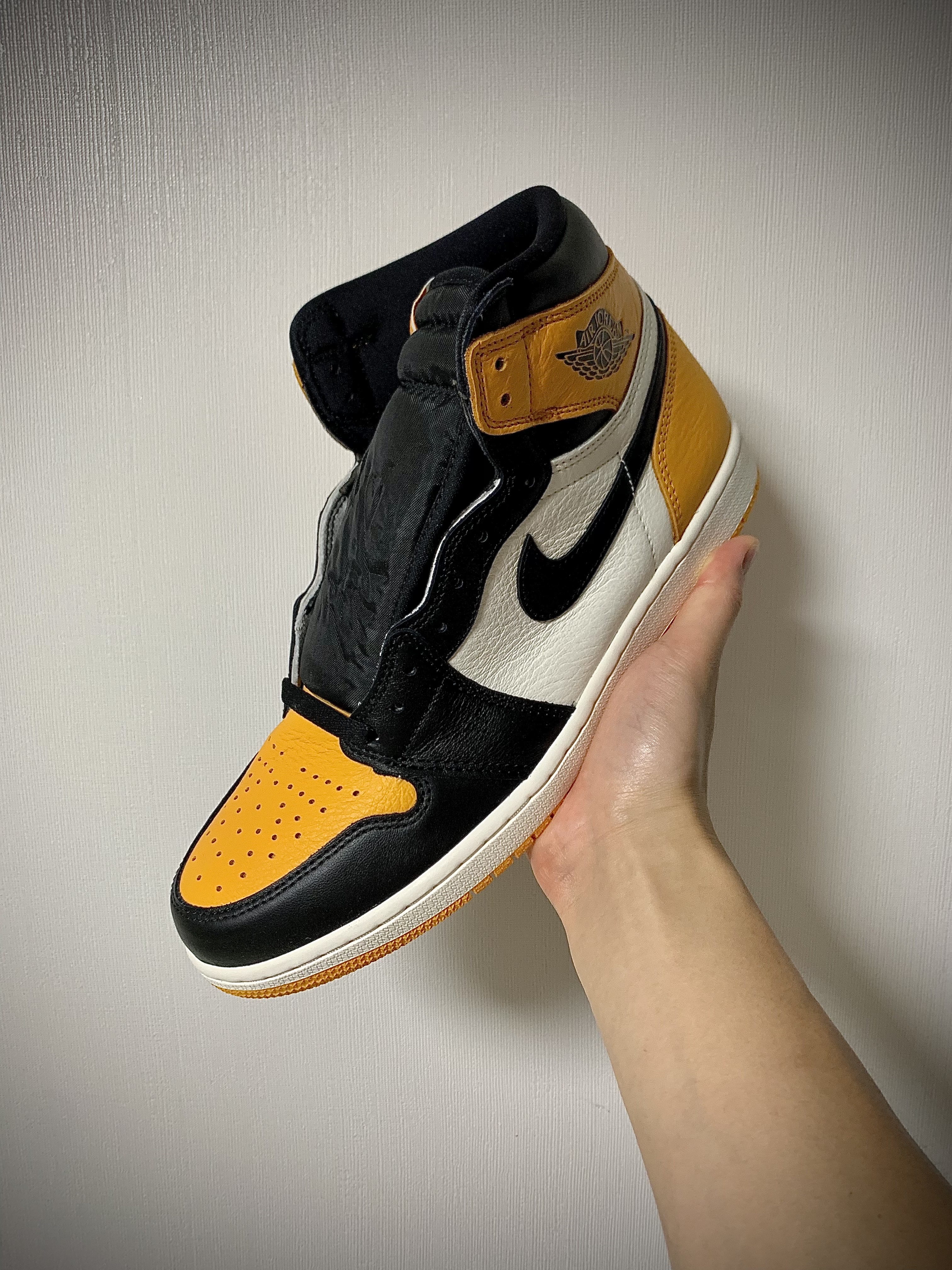 Jordan 1 Retro High OG Taxi, (GS) Jordan 1 Retro High OG Taxi 착용 스타일 - 2
