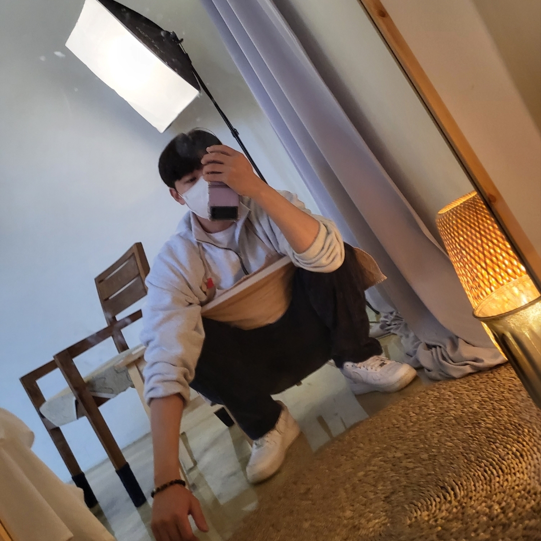IAB Studio Half Zip Pullover Light Gray, Nike Air Force 1 '07 Low White 착용 스타일 - 2
