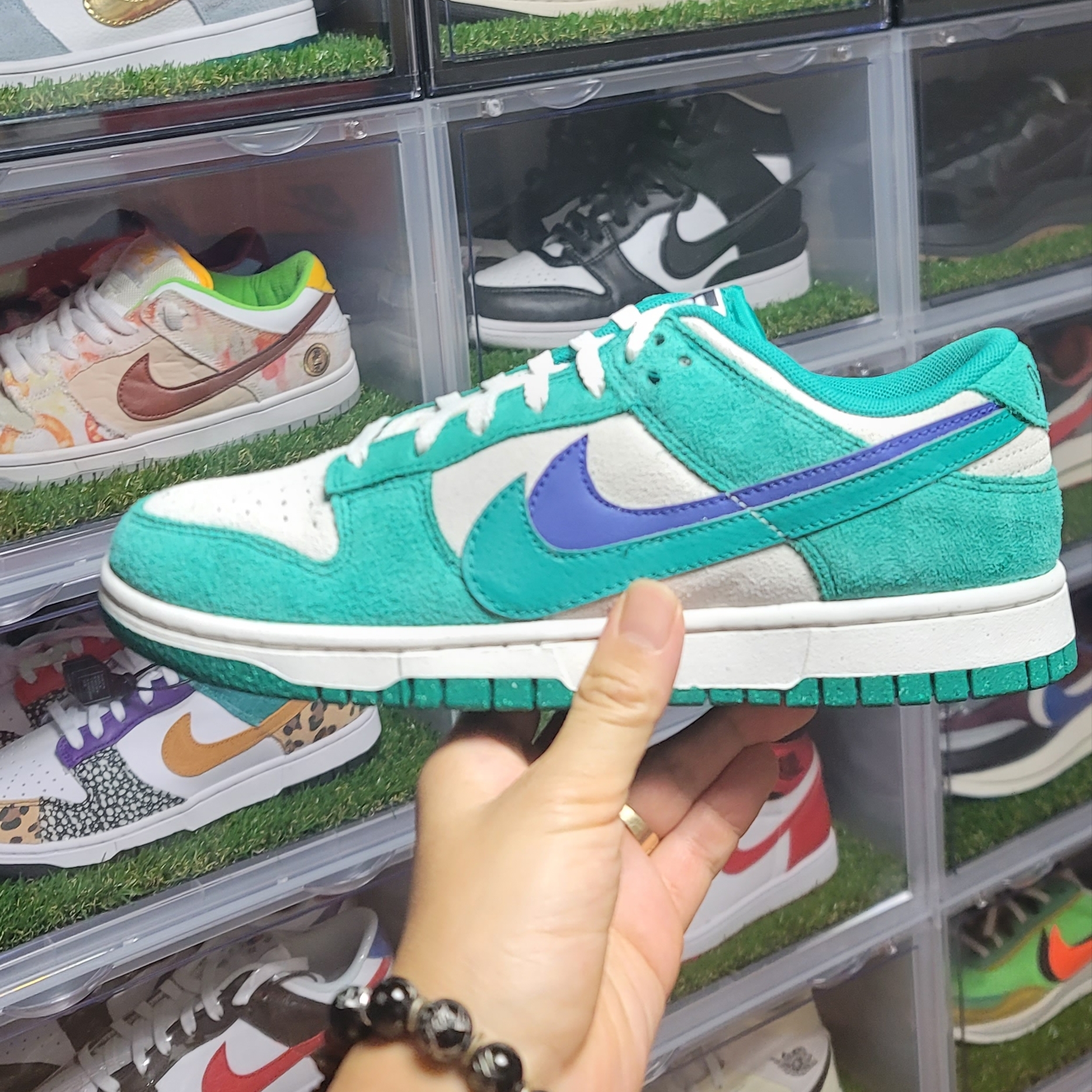 (W) Nike Dunk Low SE 85 Neptune Green and Sail, (W) Nike Dunk Low LX Avocado 착용 스타일 - 1