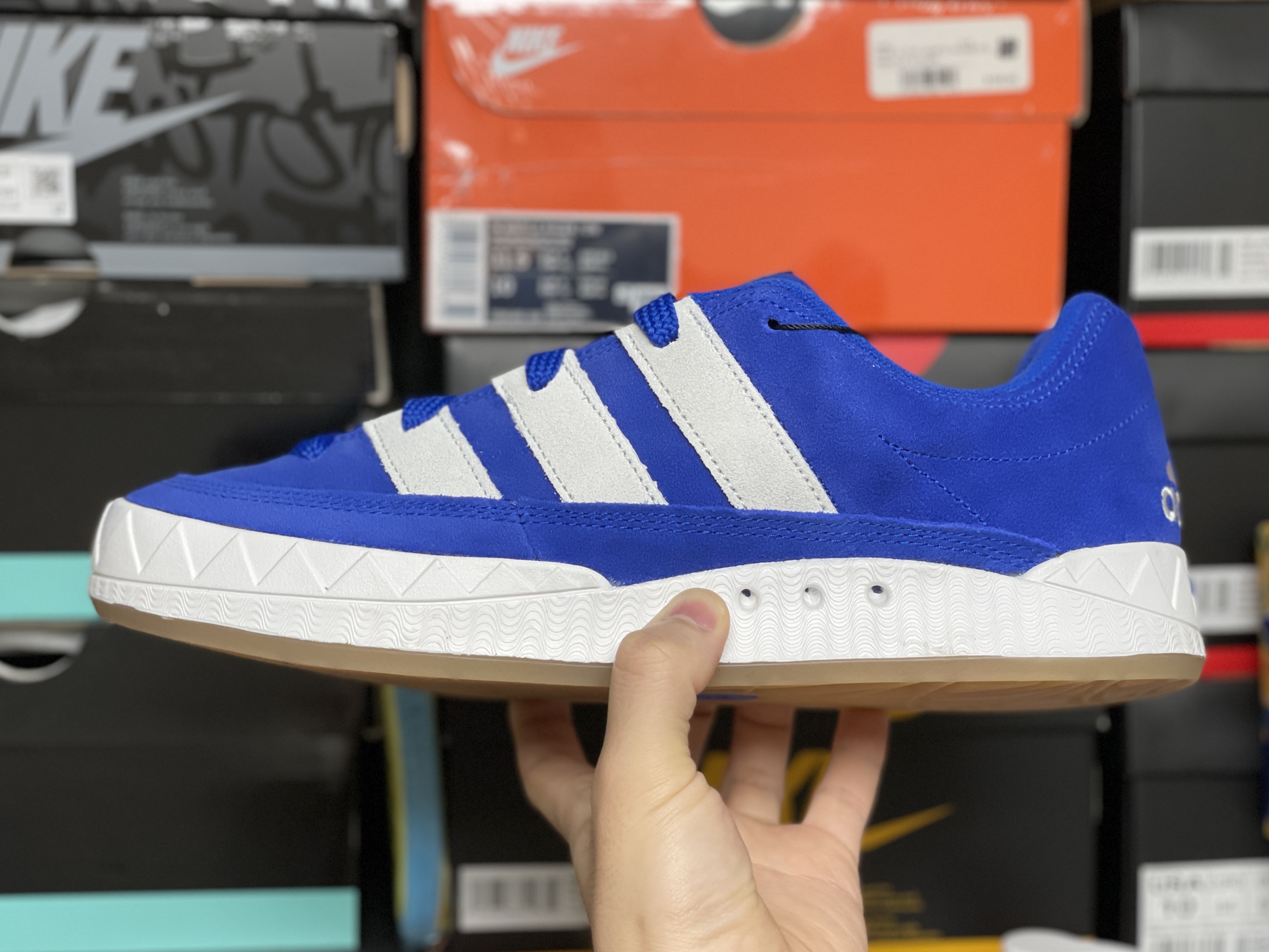 Adidas x Atmos Adimatic Blue 착용 스타일