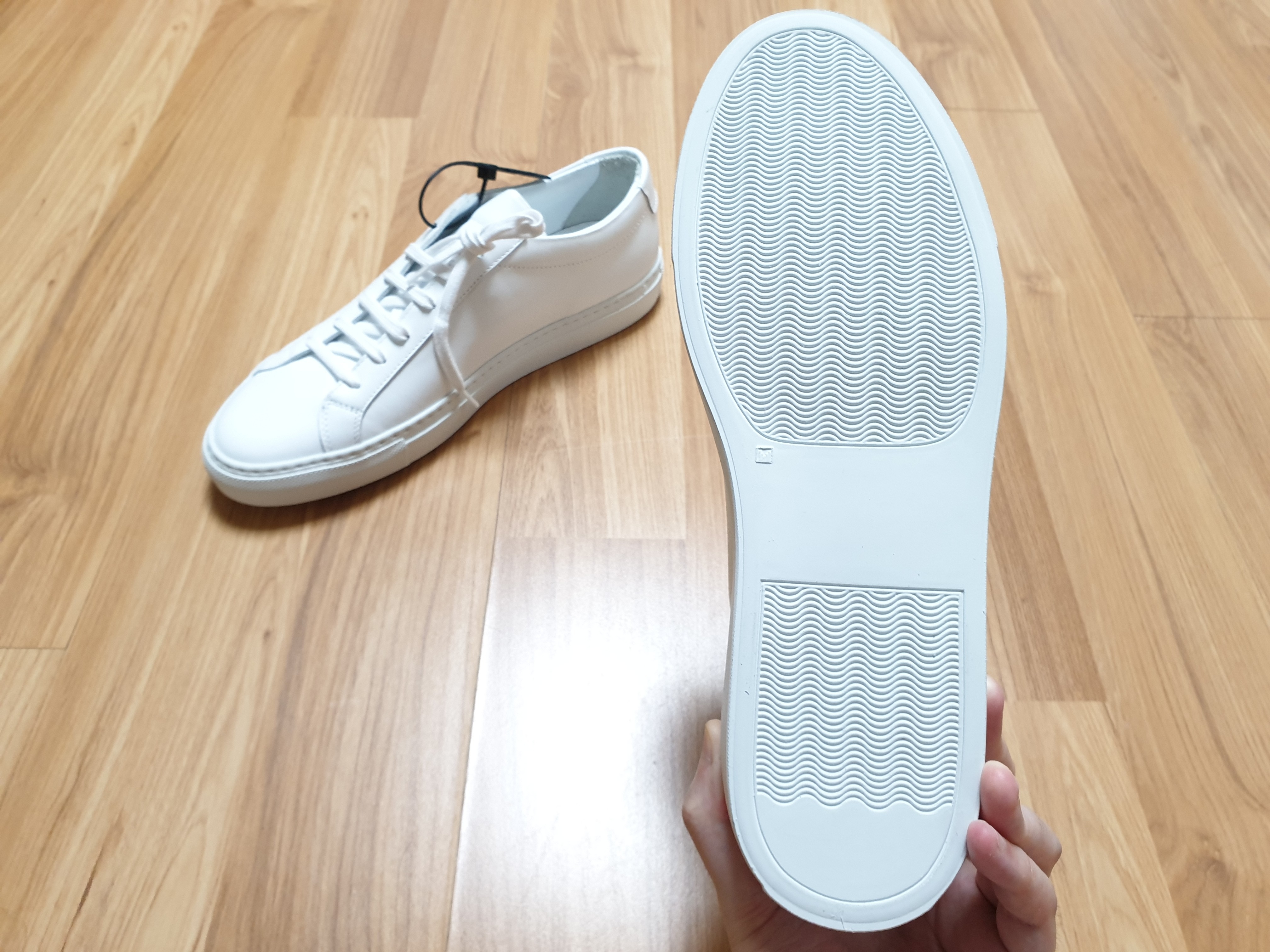 Common Projects Original Achilles Low White 착용 스타일 - 5