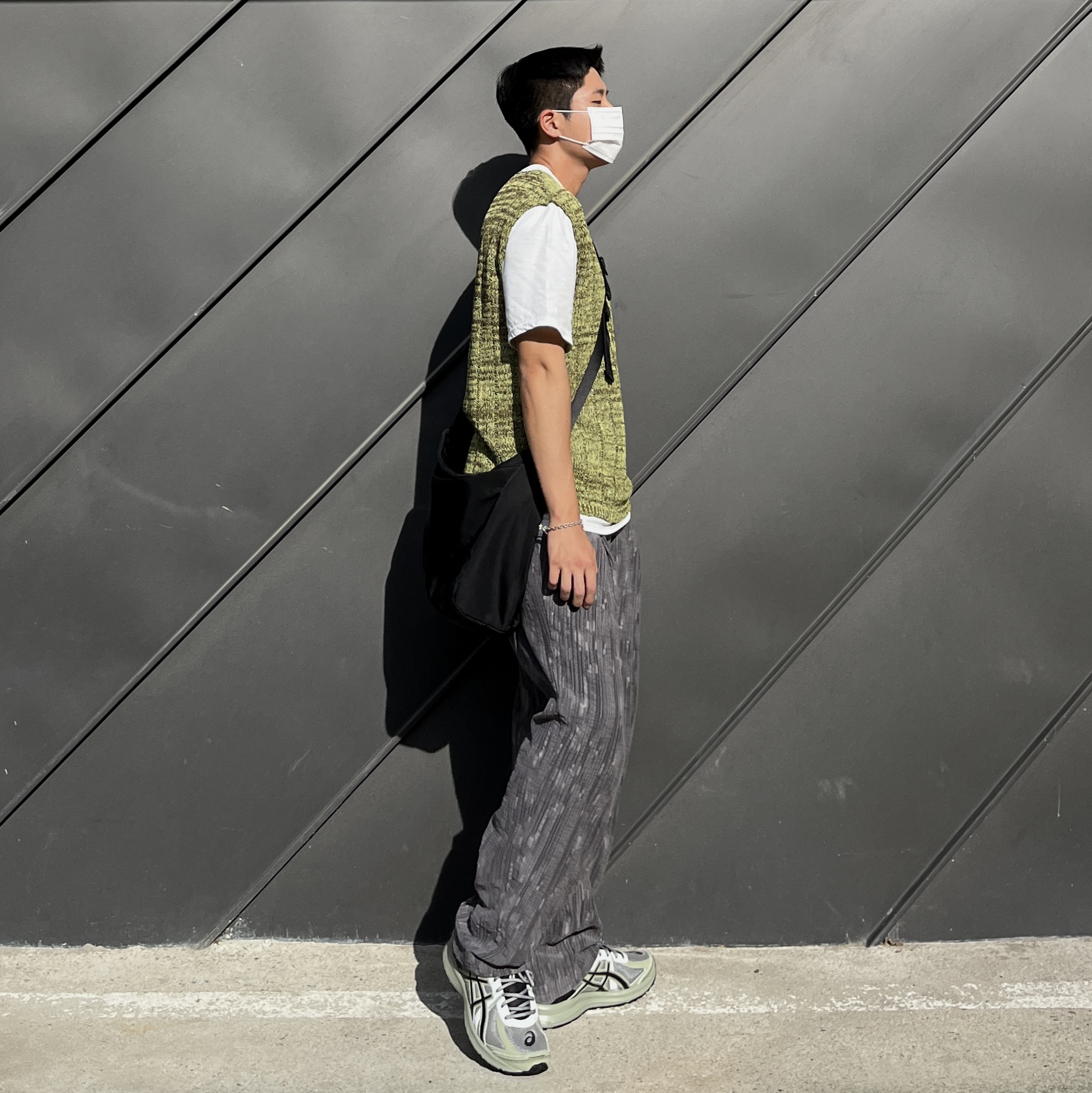Asics Jog 100 S Sheet Rock - 2E Wide 착용 스타일 - 2