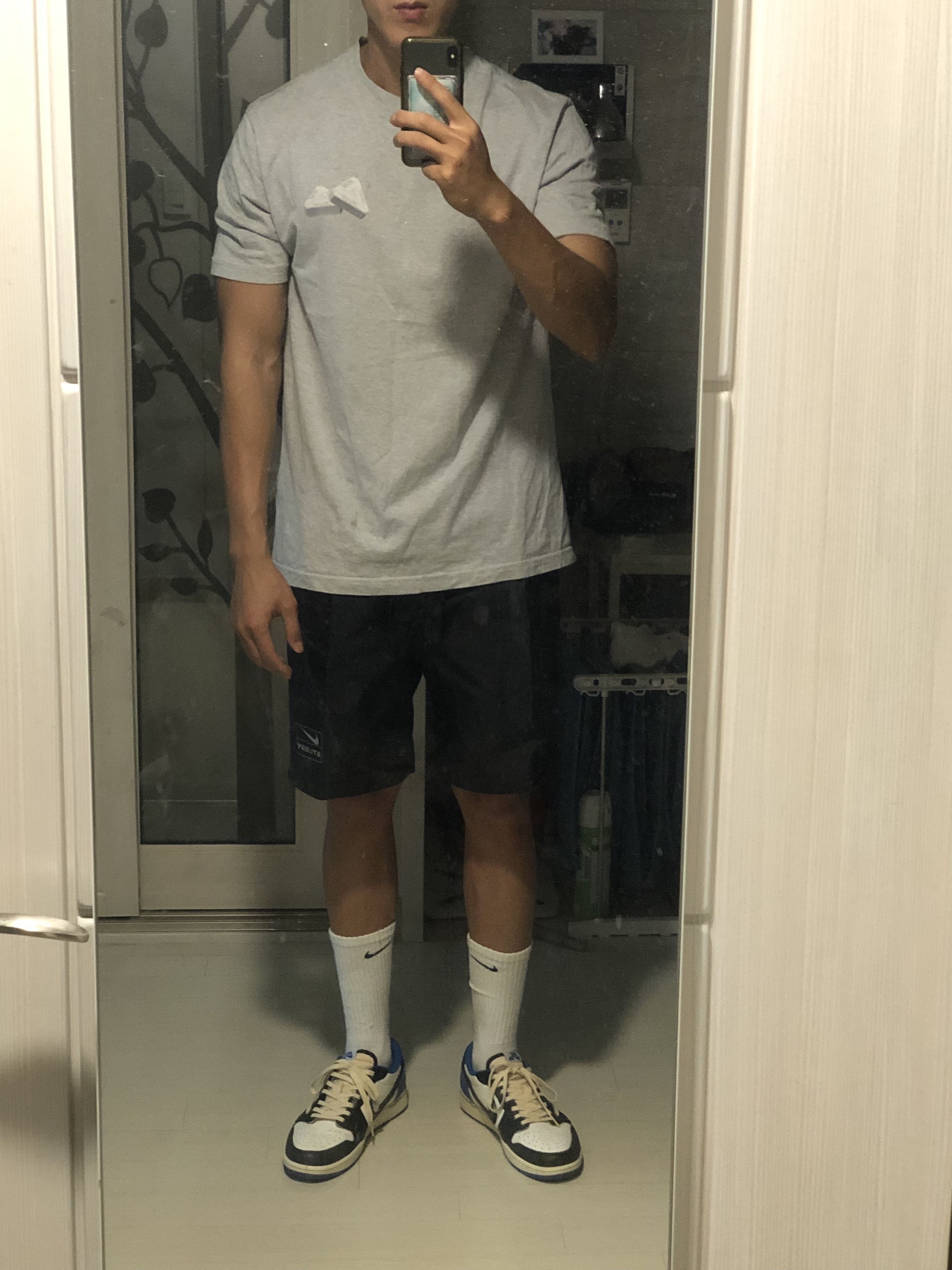 Nike x Stussy NRG FL Storm-Fit Pants Black (DO7170-010), Jordan 1 x Travis Scott x Fragment Retro Low OG SP Military Blue 착용 스타일 - 1