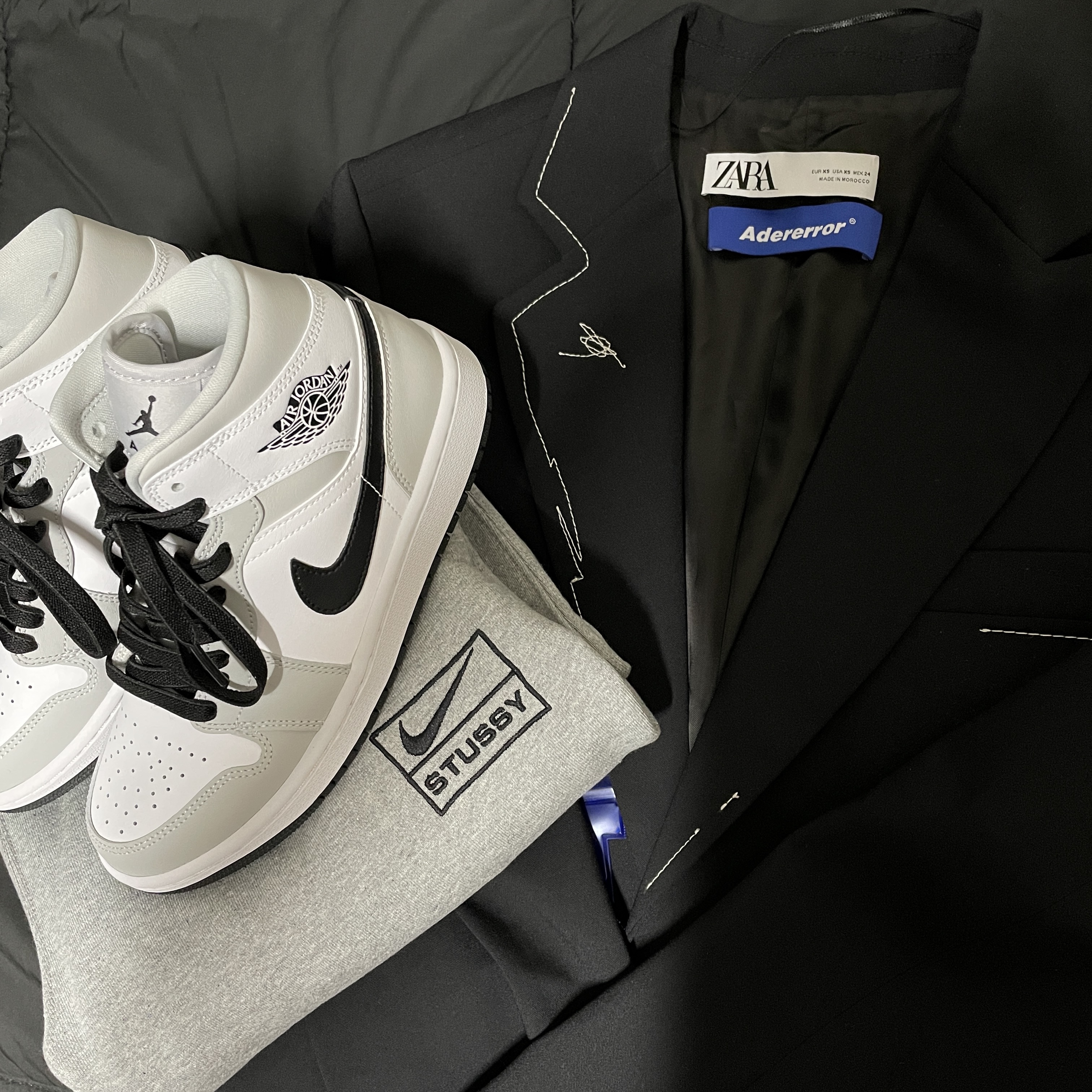 Nike x Stussy NRG RA Fleece Pants Dark Grey Heather (DJ9490-063), Zara x Ader Error Oversized Blazer Black 착용 스타일