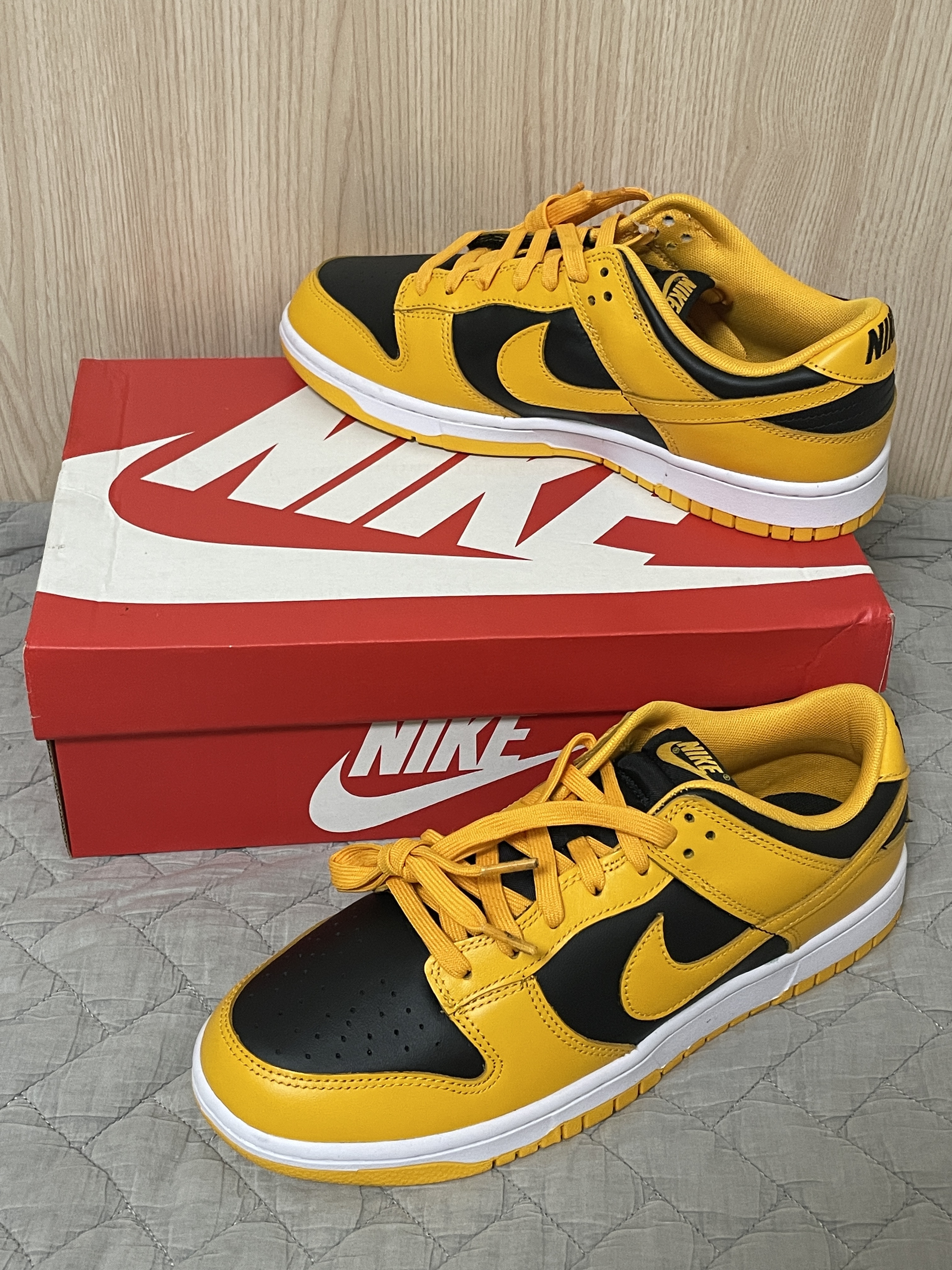 Nike Dunk Low Retro Championship Goldenrod 착용 스타일