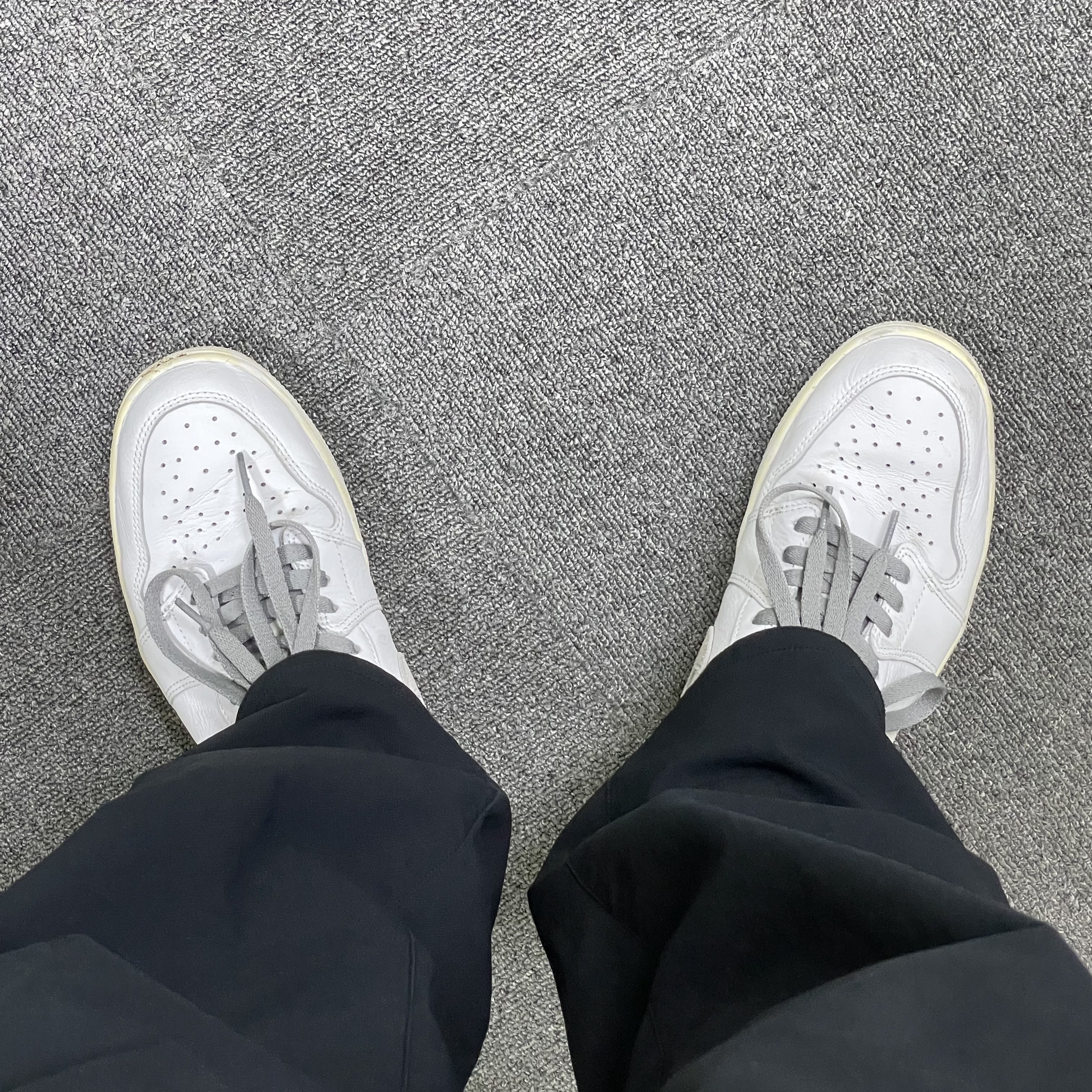Jordan 1 Low OG Neutral Grey 착용 스타일