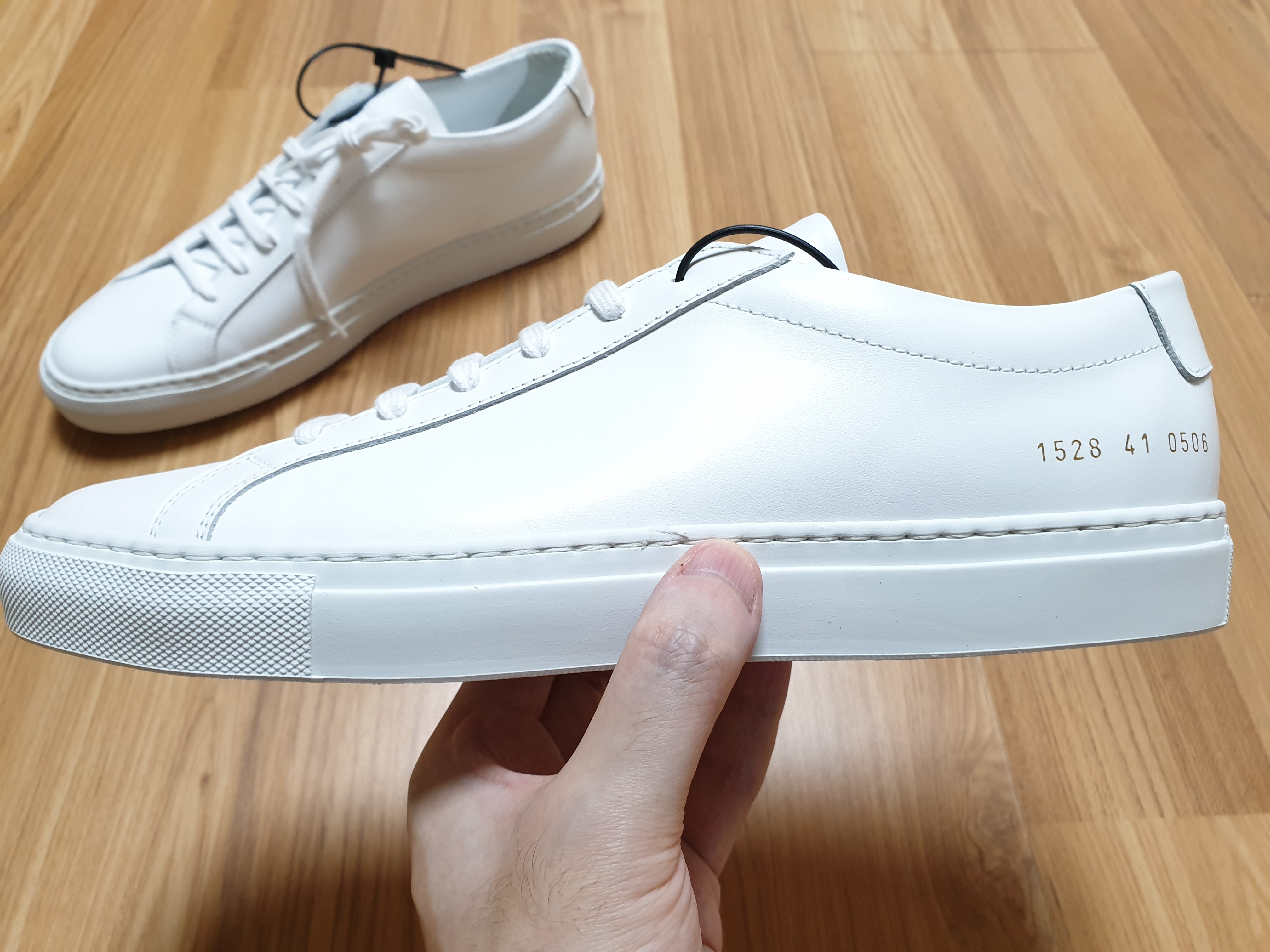 Common Projects Original Achilles Low White 착용 스타일 - 4