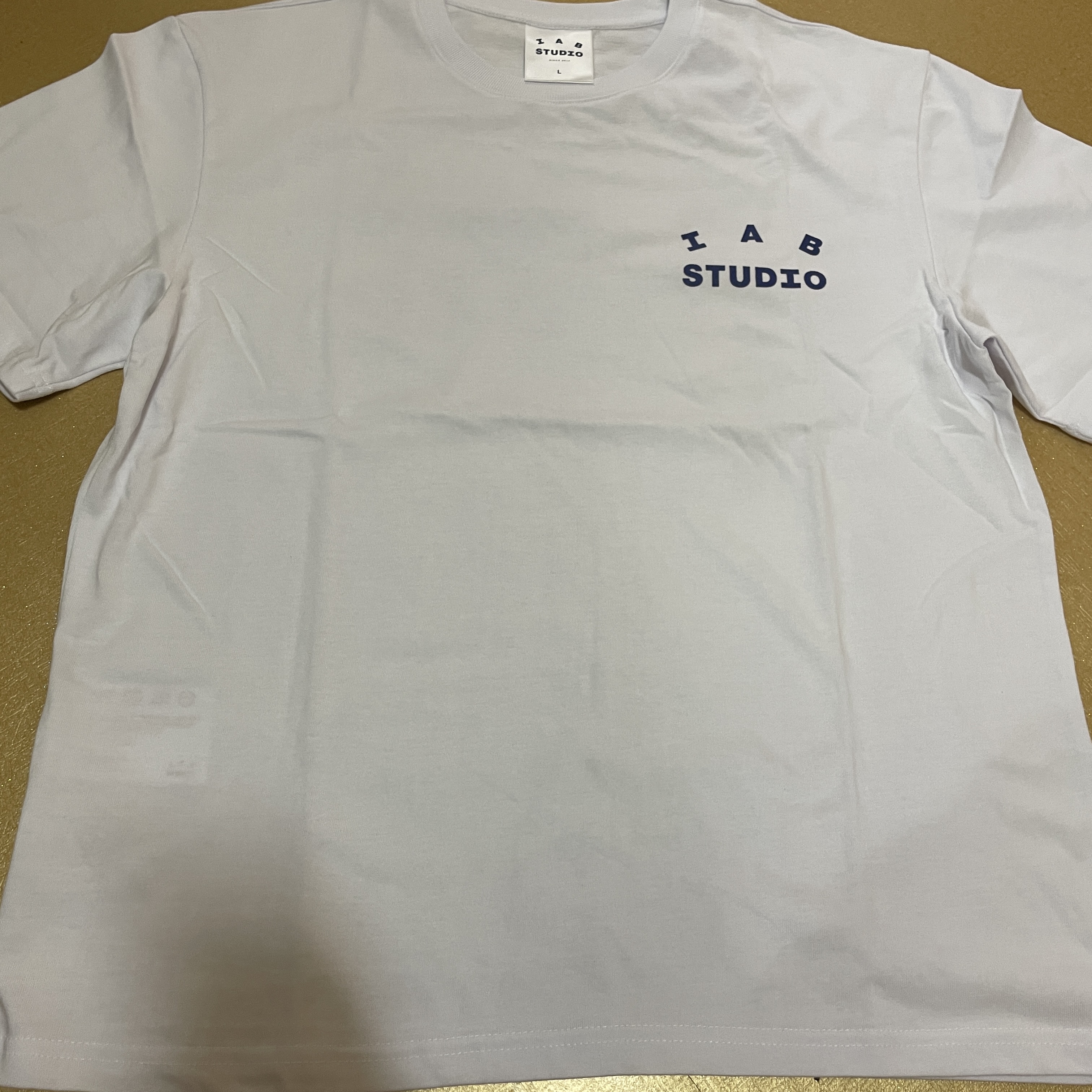 IAB Studio T-Shirt White Navy - 22FW 착용 스타일 - 2