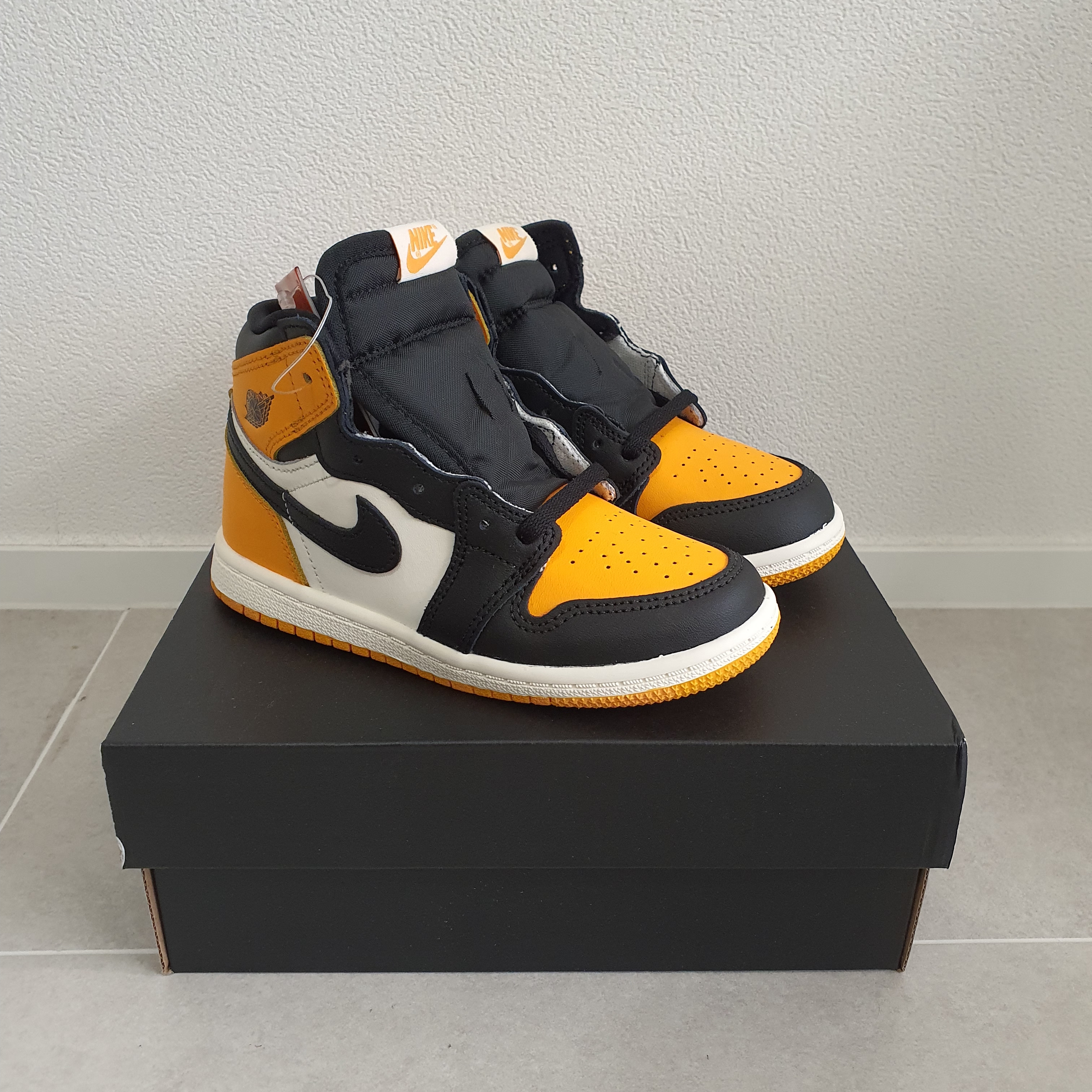 (TD) Jordan 1 Retro High OG Taxi 착용 스타일 - 4