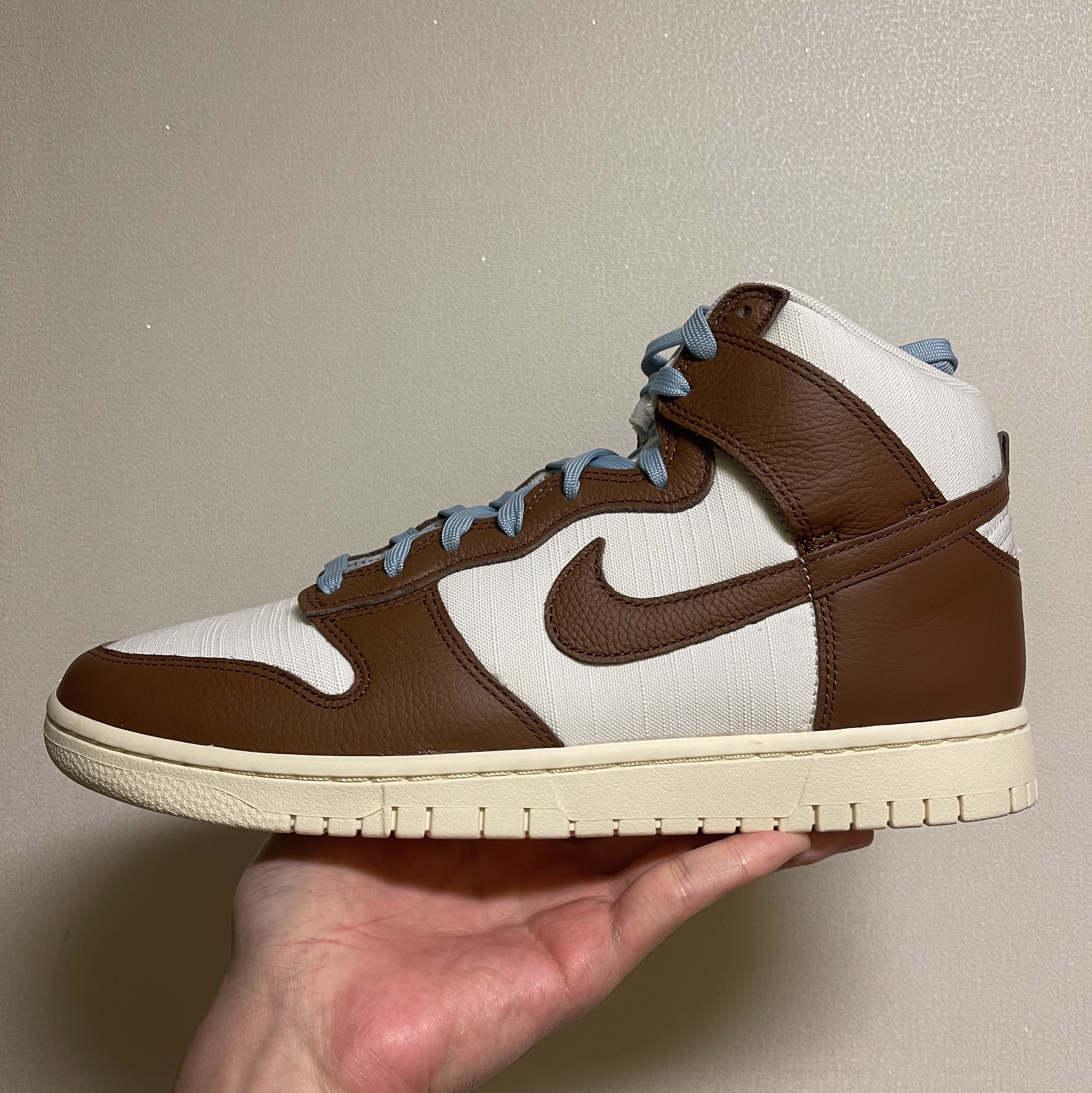 Nike Dunk High PRM Pecan and Sail 착용 스타일 - 1
