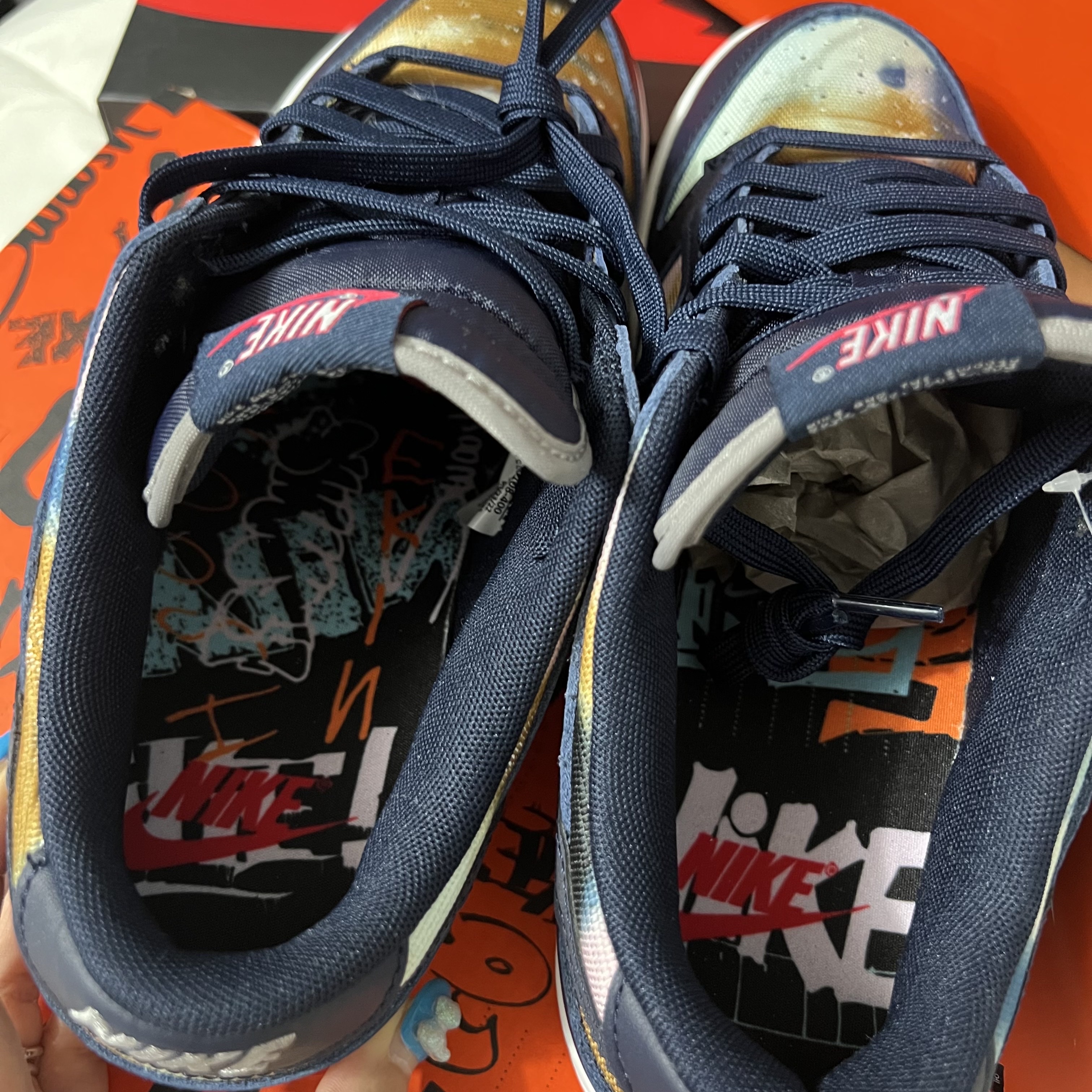 Nike Dunk Low Retro PRM Obsidian Graffiti 착용 스타일 - 5