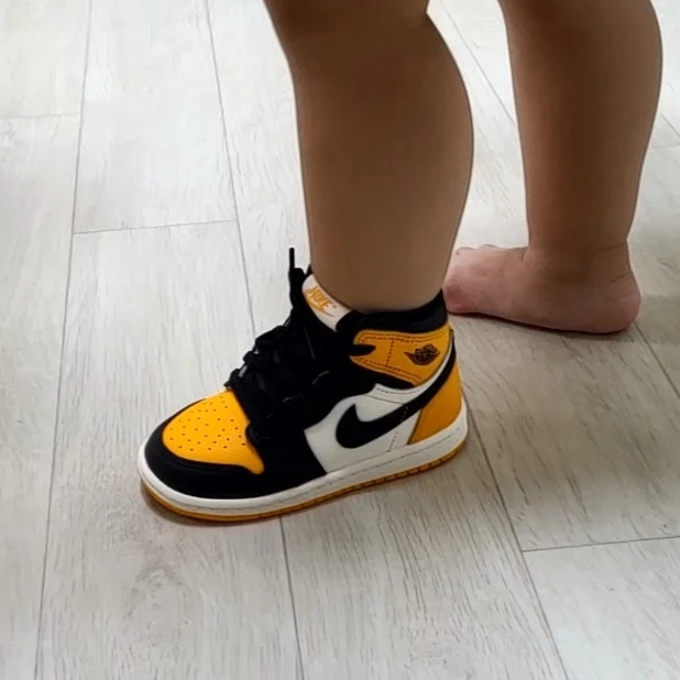 (TD) Jordan 1 Retro High OG Taxi 착용 스타일 - 4