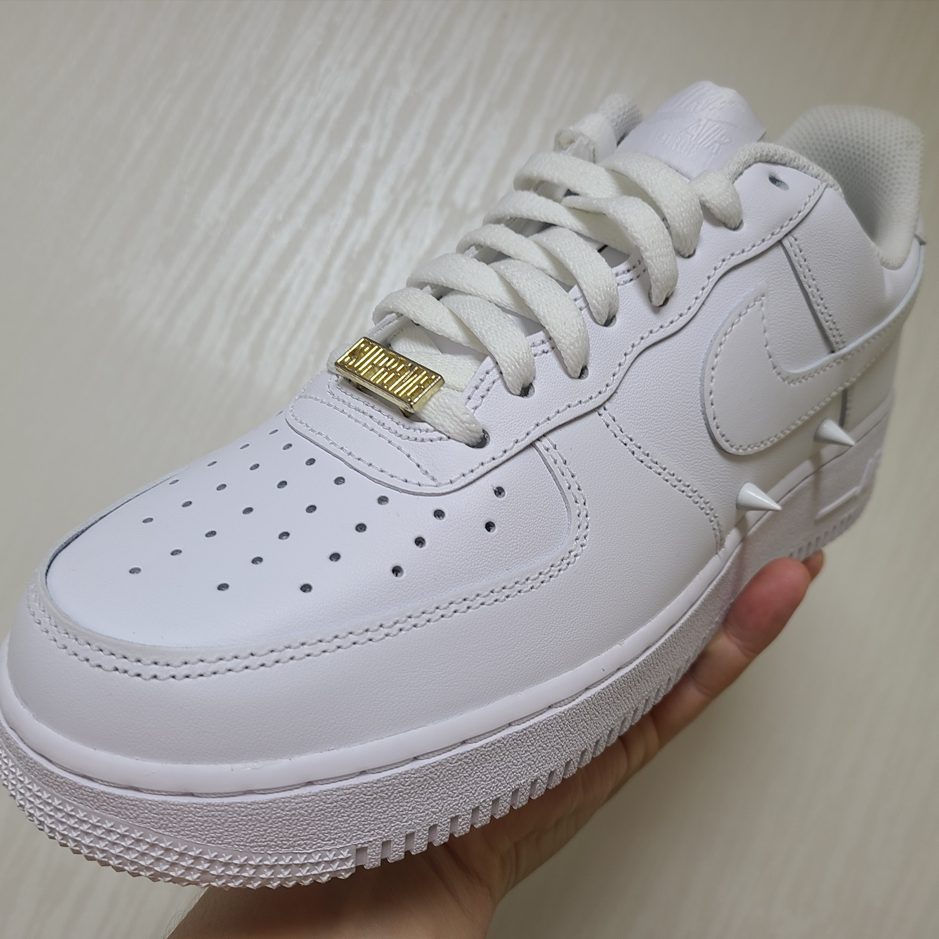 Nike Air Force 1 '07 Low White 착용 스타일 - 1