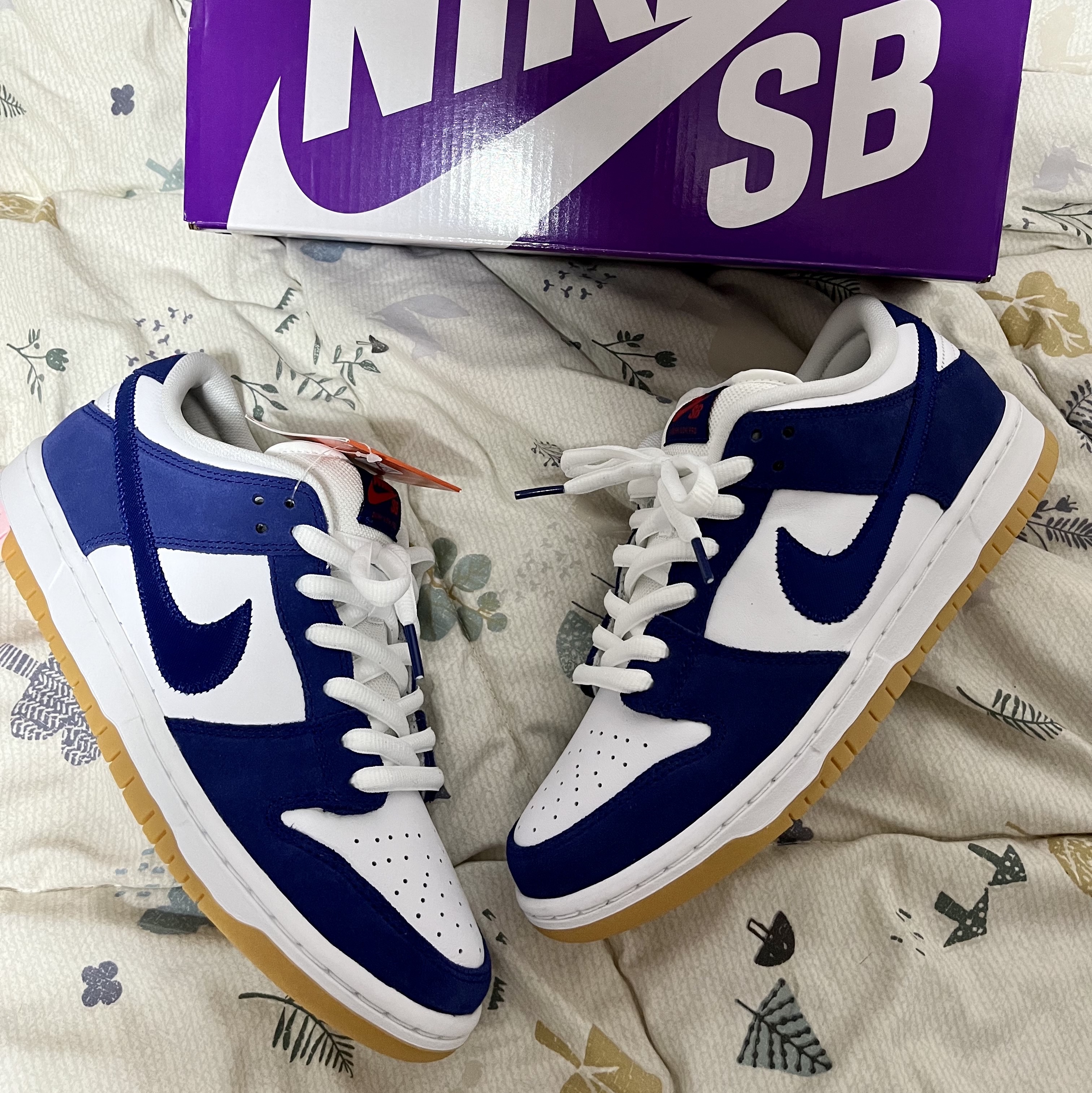 Nike SB Dunk Low Pro Premium Deep Royal Blue 착용 스타일
