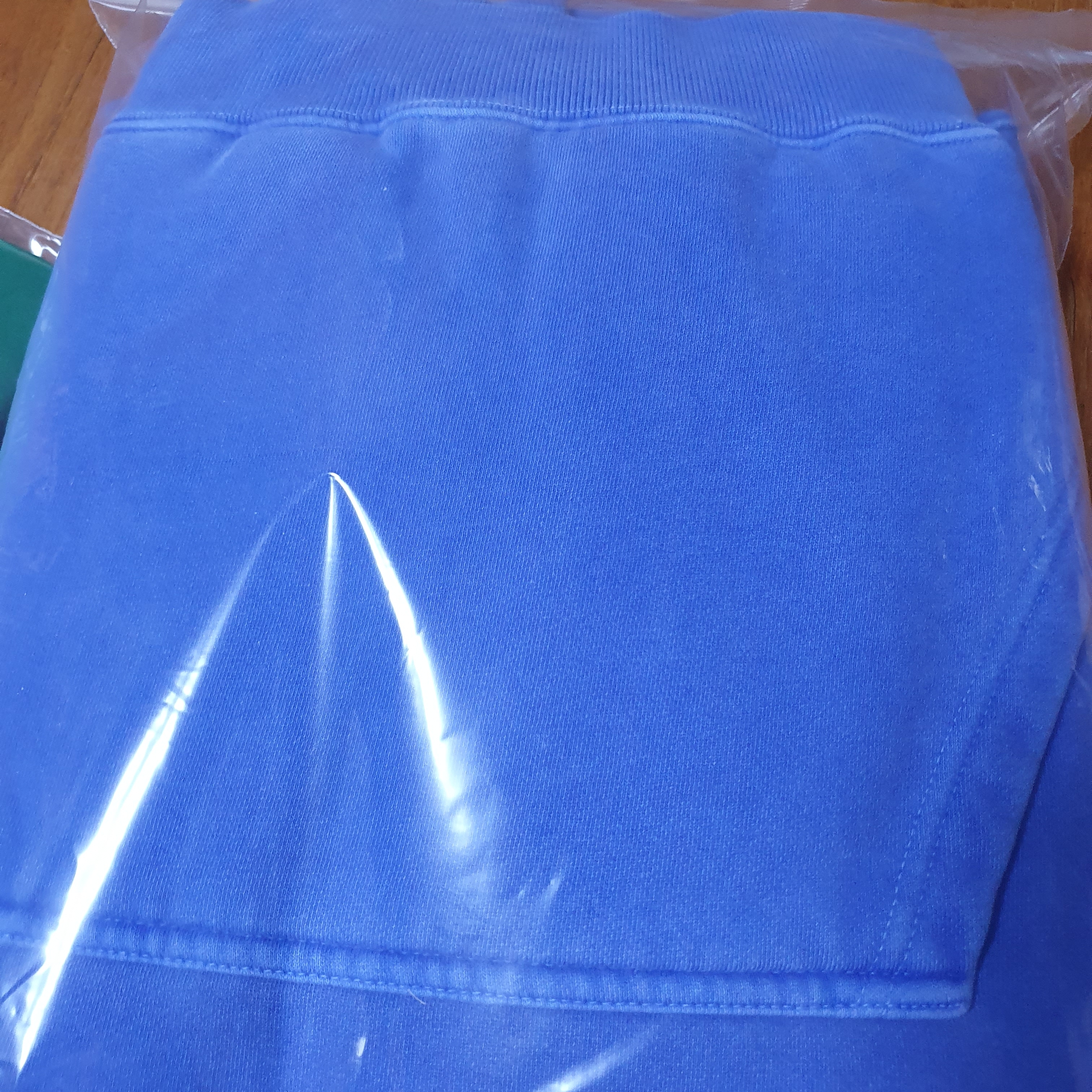 IAB Studio Pigment Hoodie Royal Blue - 22FW 착용 스타일 - 2