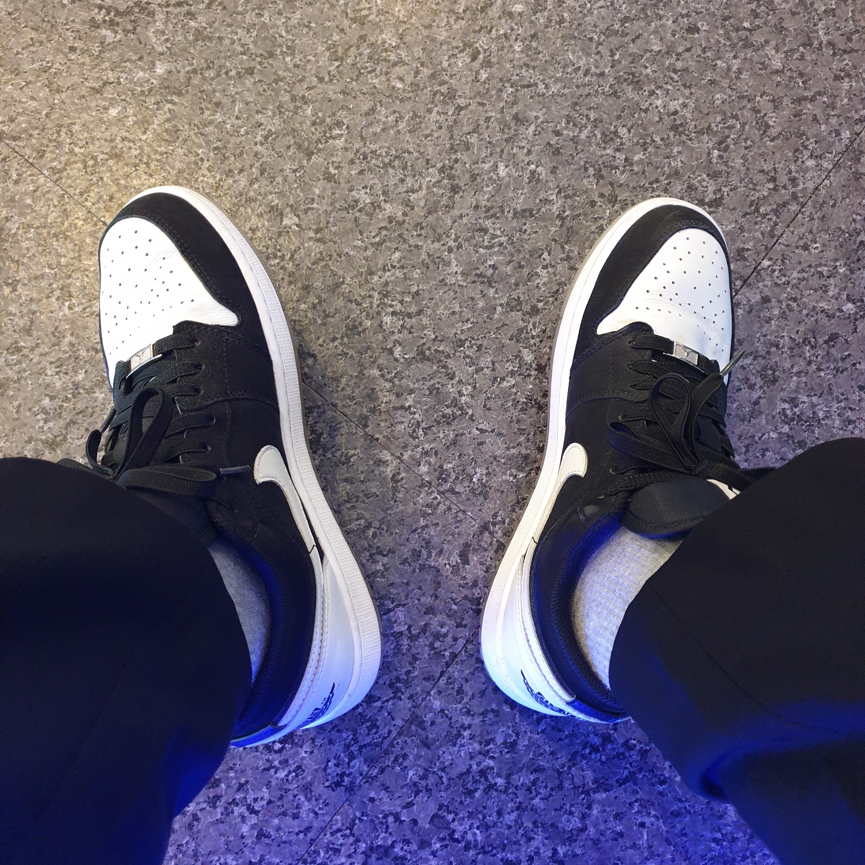 Jordan 1 Low SE Diamond 착용 스타일